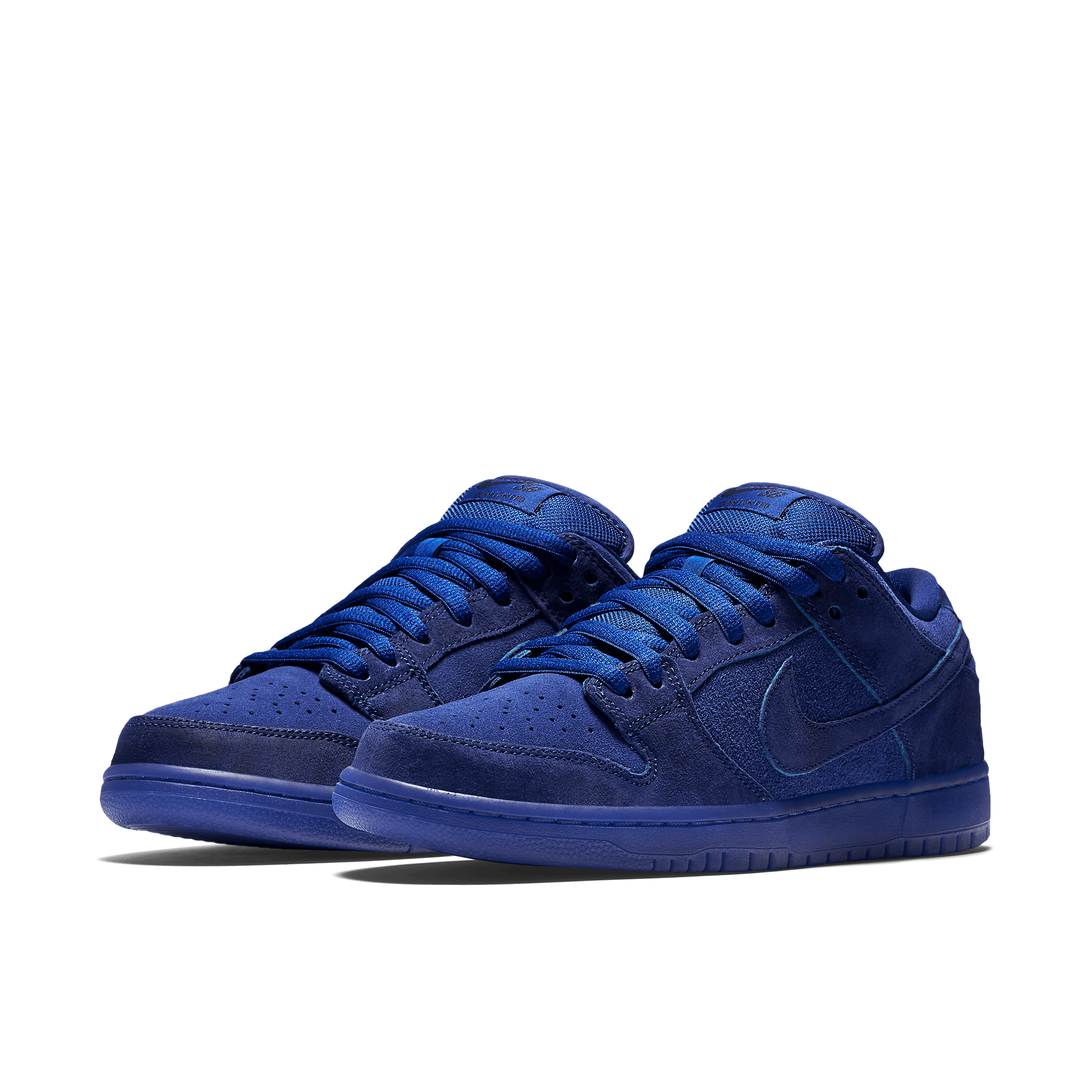 Nike dunk sb low blue moon hotsell