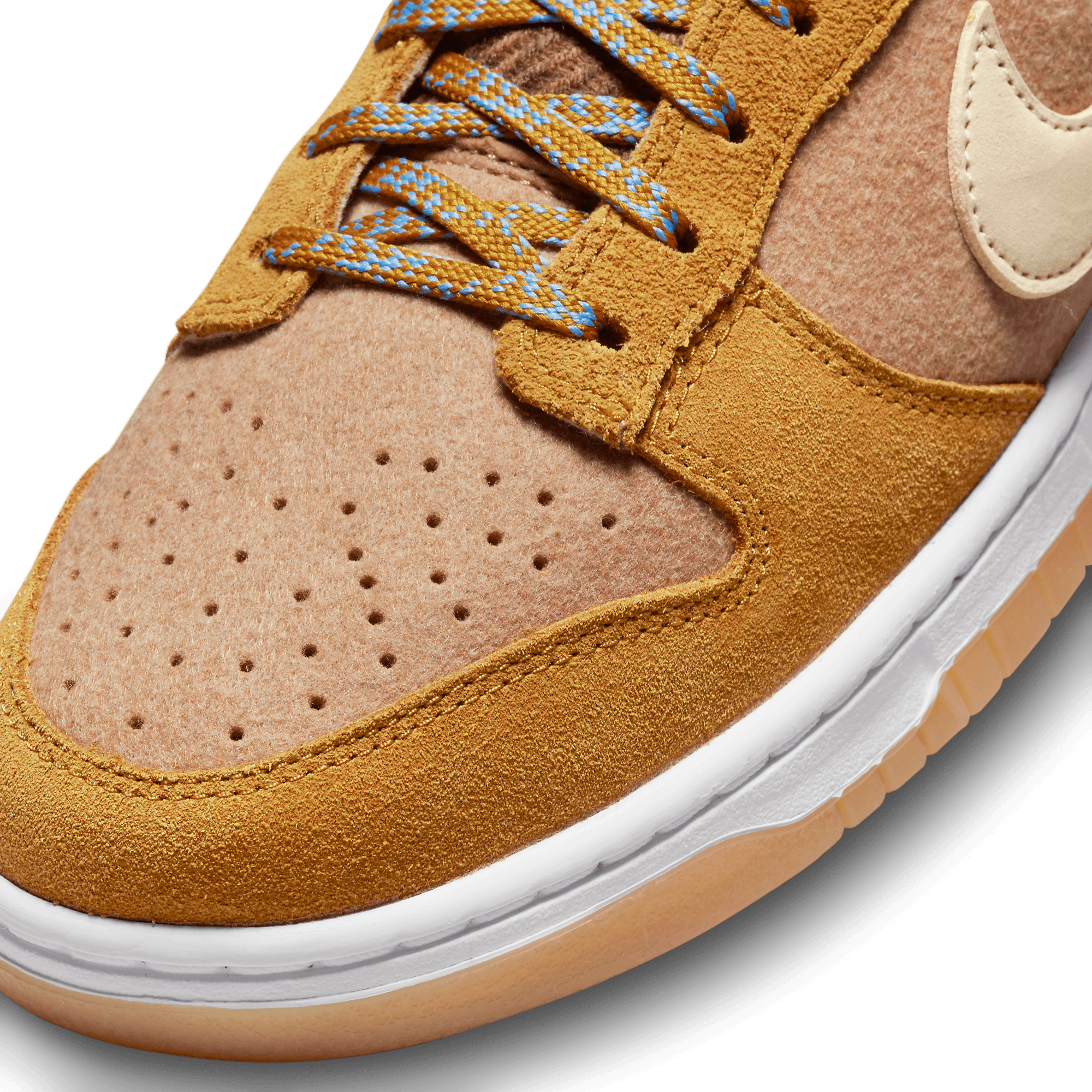 Nike Dunk Low SE Teddy Bear Parline - DZ5350-288 Raffles