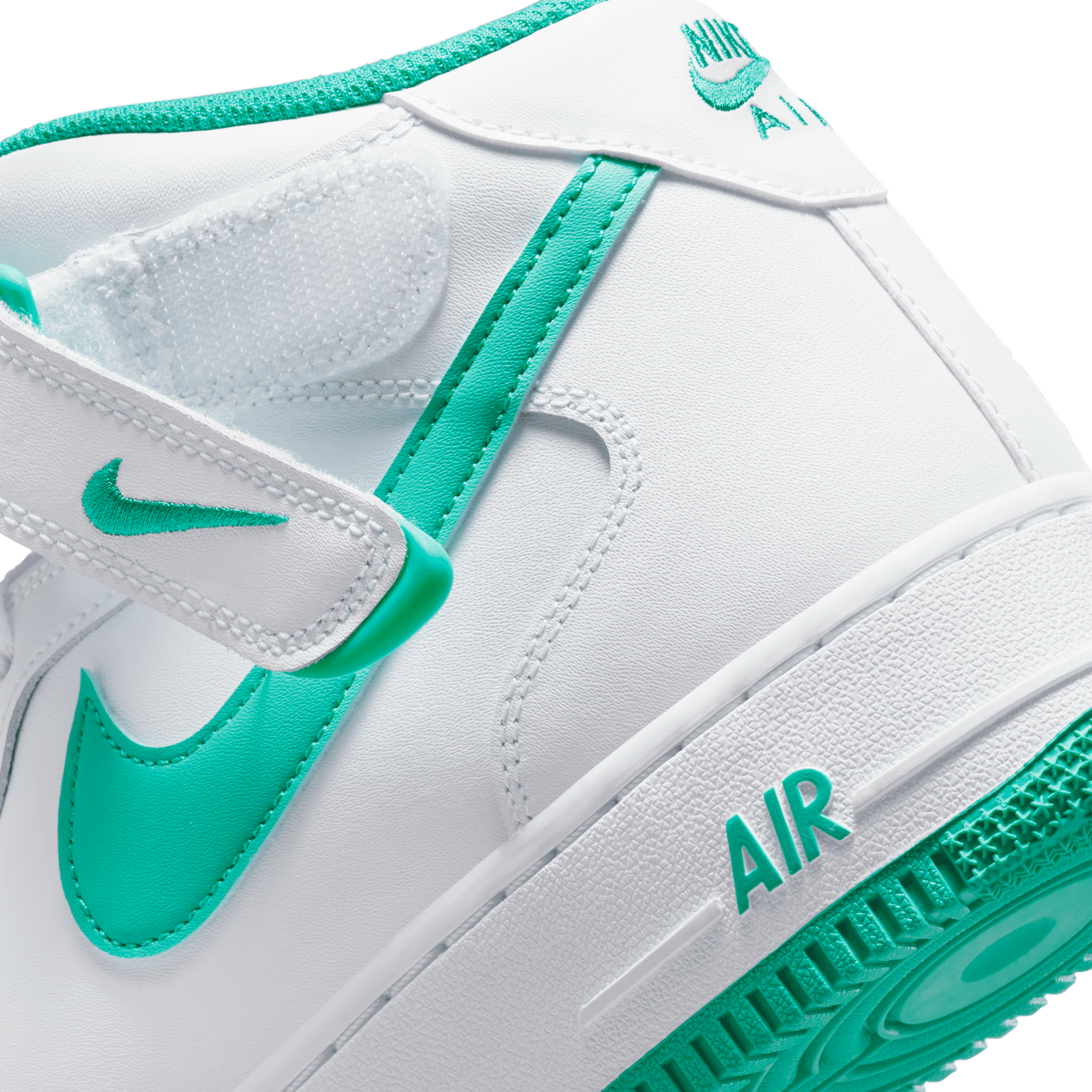 Nike Air Force 1 Mid White Clear Jade - DV0806-102