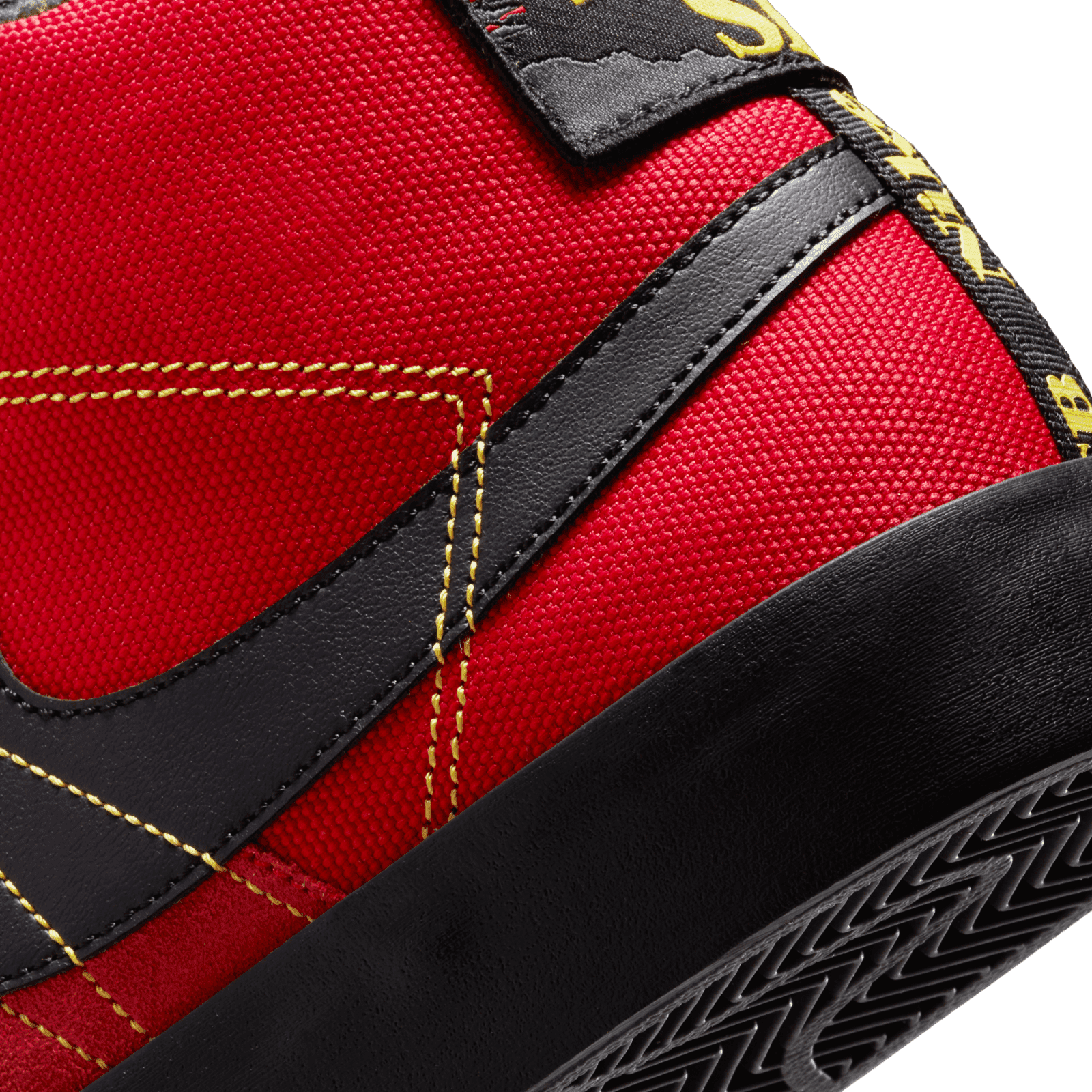 Nike SB Zoom Blazer Mid PRM Acclimate Black Red - DC8903-601
