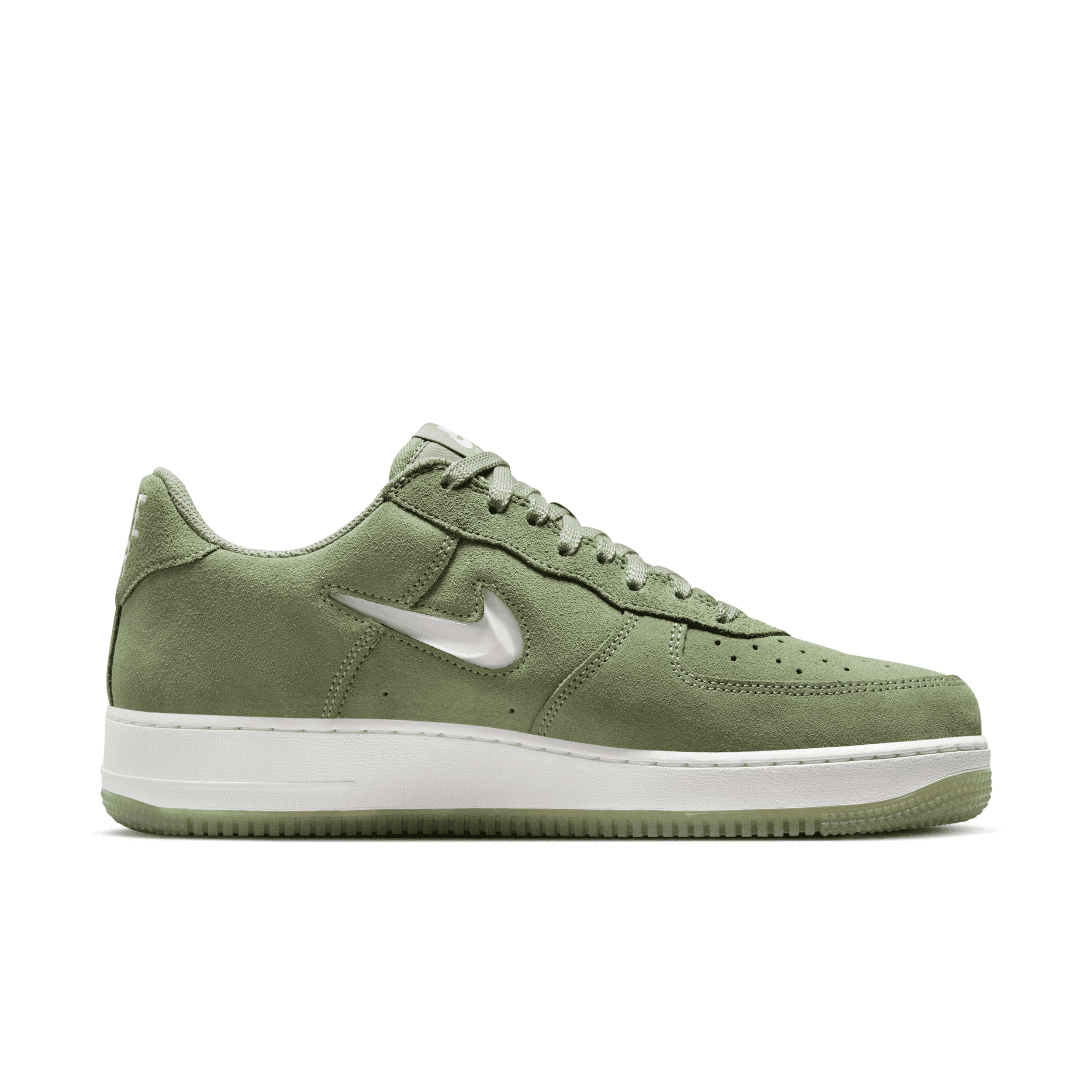 Does this Nike Air Force 1 Low dress in the colors of il Tricolore or  GUCCI? - Essential Homme