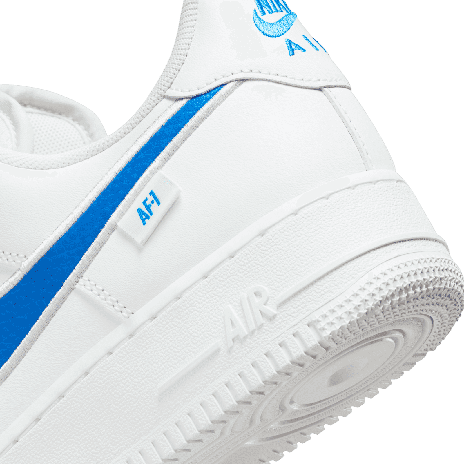 Nike Air Force 1 Low Oversized Swoosh Summit White Photo