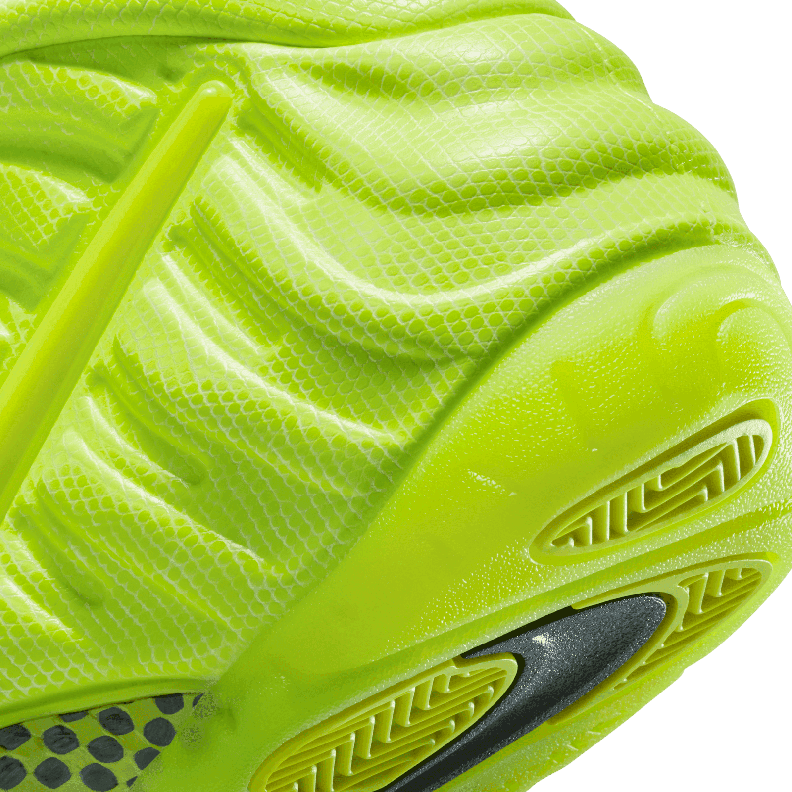 foamposite pro volt 2021