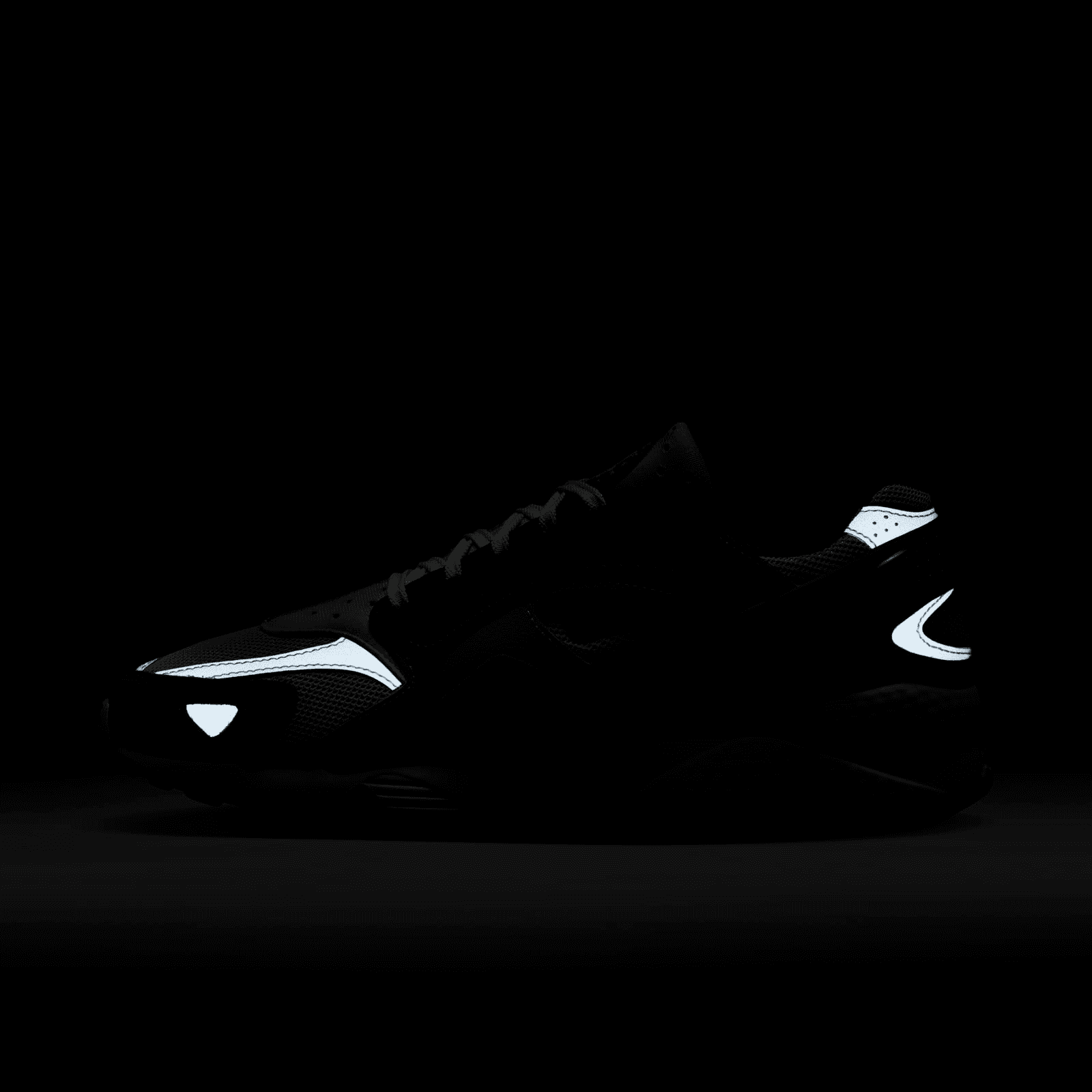 Nike Huarache Runner Light Smoke Grey Black Metallic Silver FJ0709-001