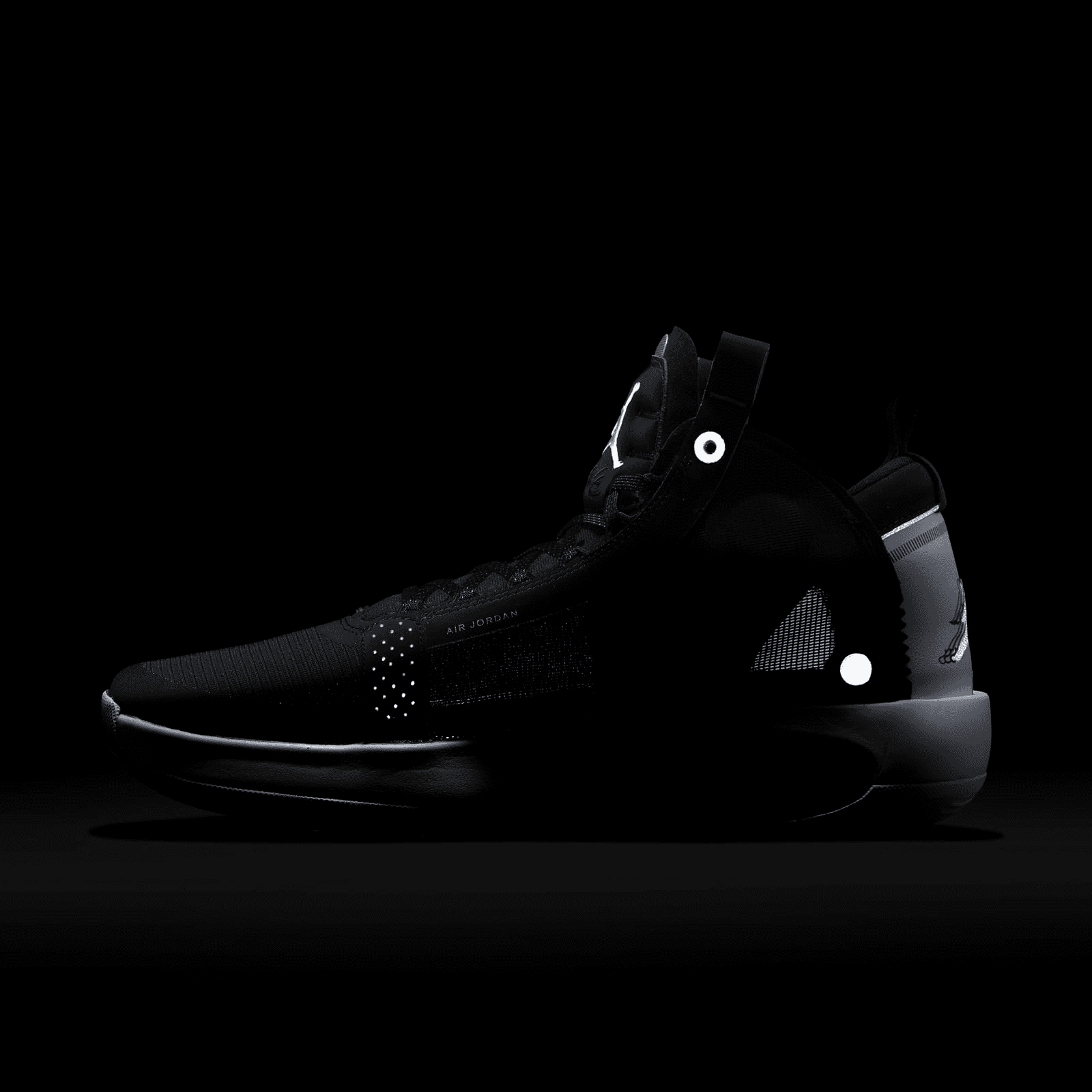 Air Jordan XXXIV Eclipse - AR3240-001 Raffles & Where to Buy