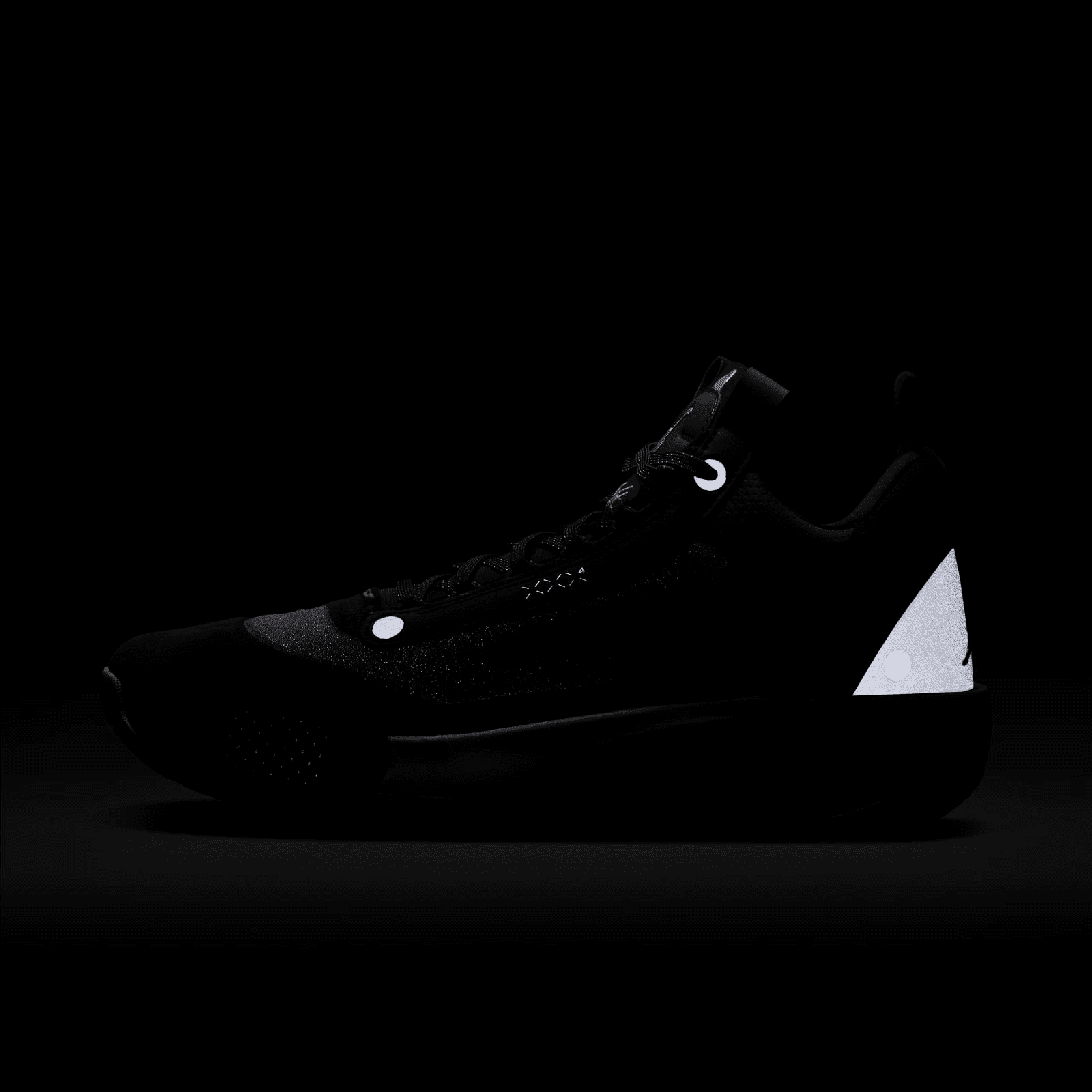 Air Jordan XXXIV Low Heritage - CU3473-001 Raffles & Where