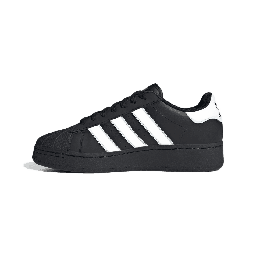 商品画像：adidas Originals Superstar XLG Cblack Ftwwht Goldmt IG9777 4