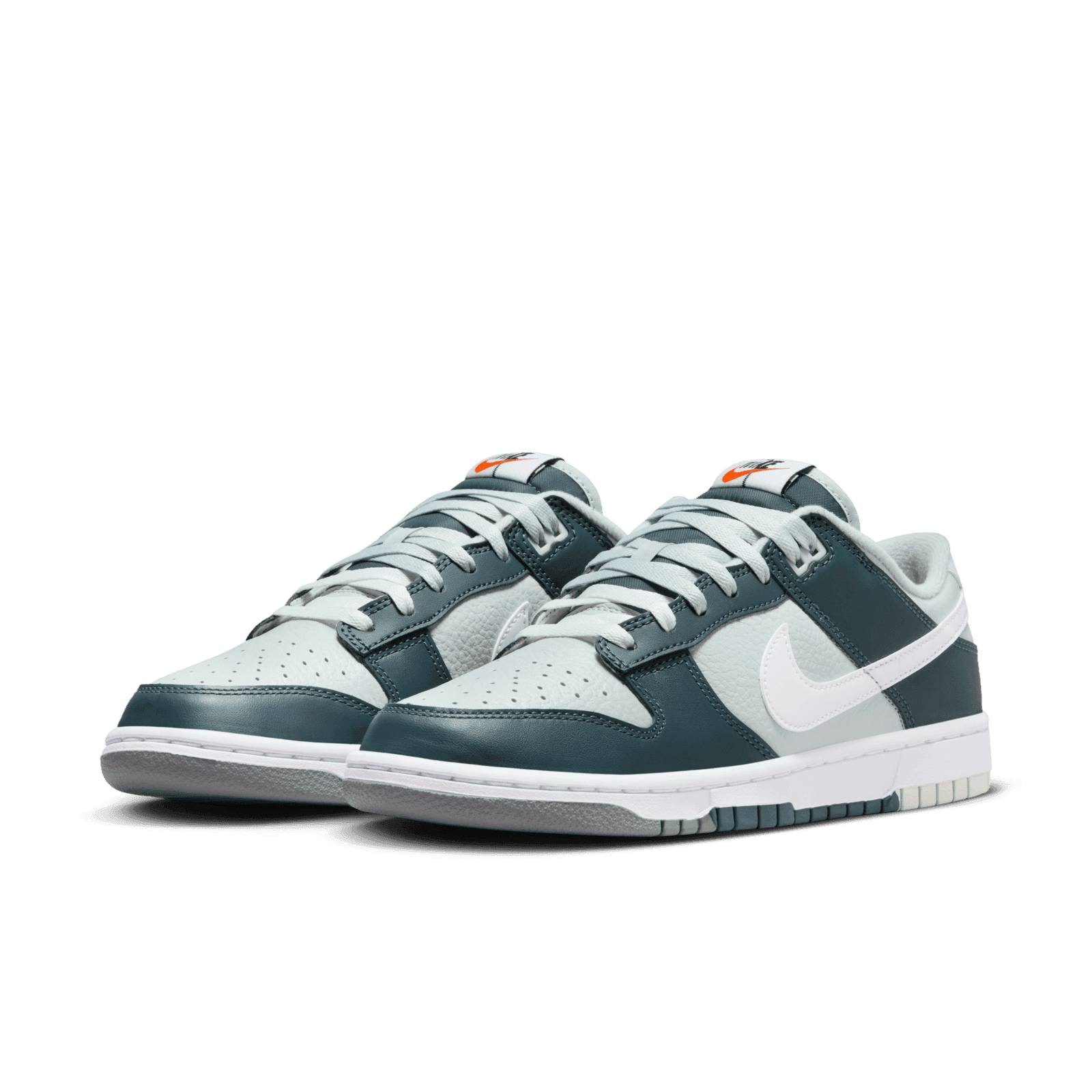 Nike Dunk Low Retro Split Deep Jungle Men\'s Size 13 Available Now // Nike Dunk Low “Split” (Deep Jungle) | House  main image 3