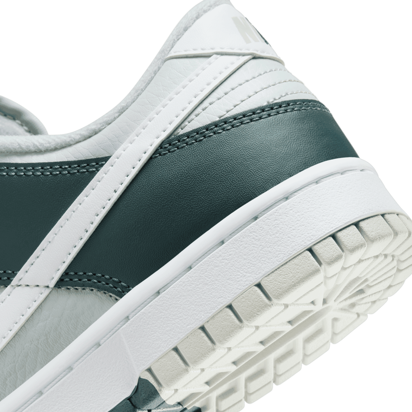Men’s Nike Dunk Premium Low Split Deep Jungle FB8896-300 Sz 11 The Nike Dunk Low Split Deep Jungle Releases Holiday 2023 main image 2