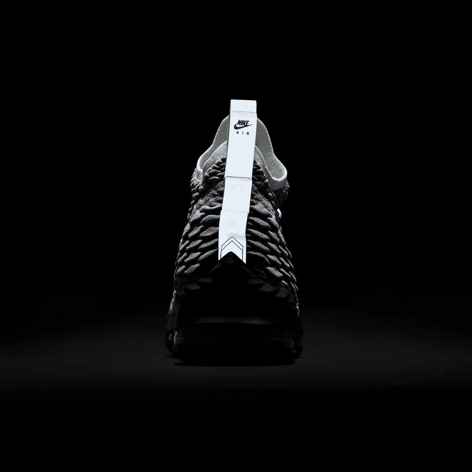 nike lebron 15 air max 95