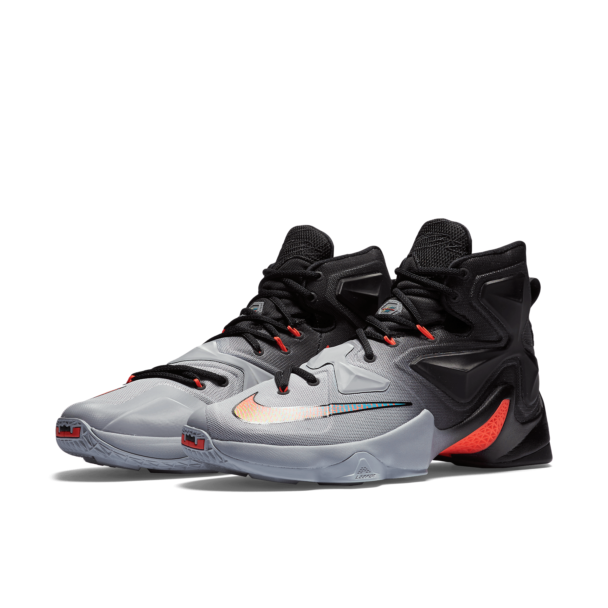 lebron 13 on court