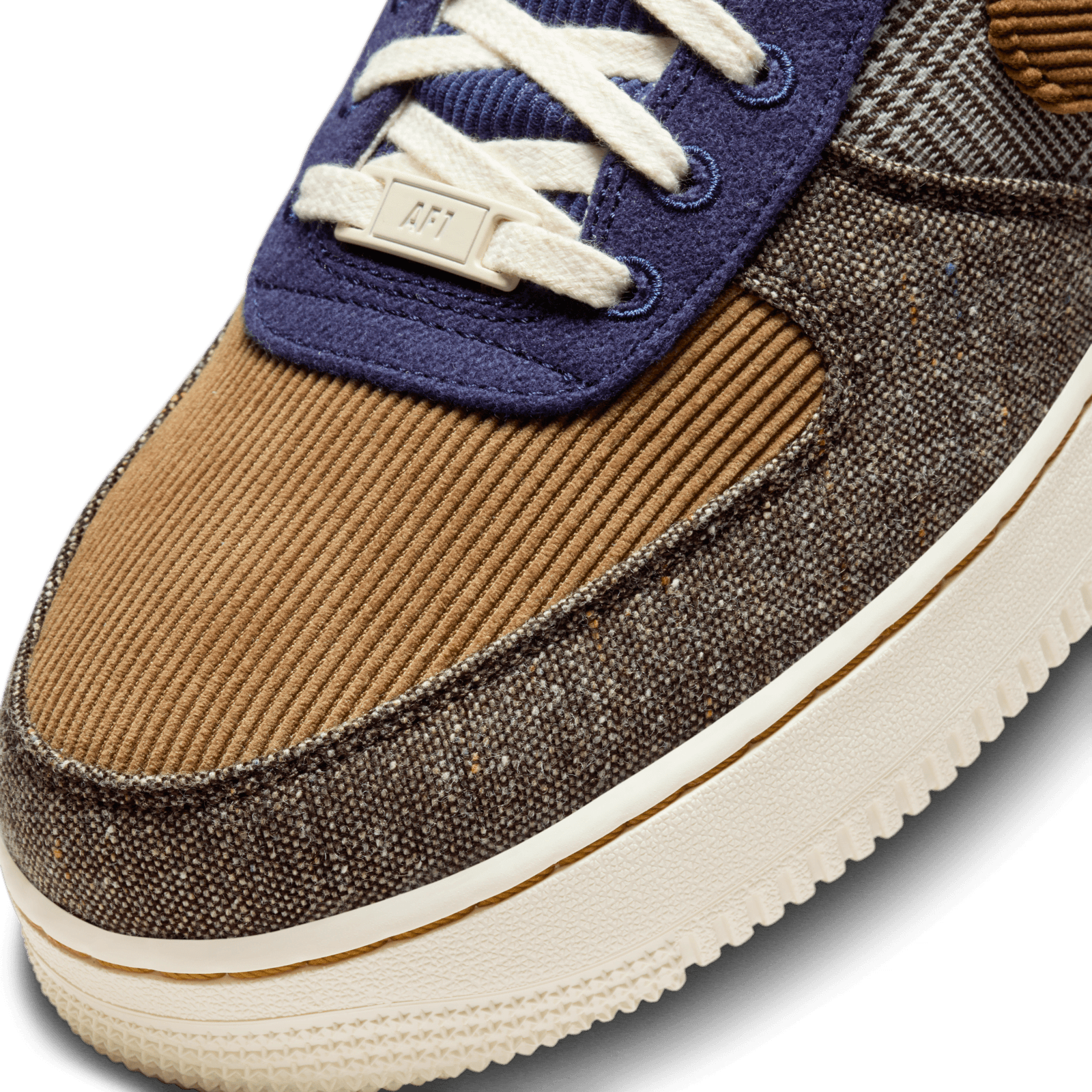 Nike Air Force 1 Low Premium Cordairoy - FQ8744-410