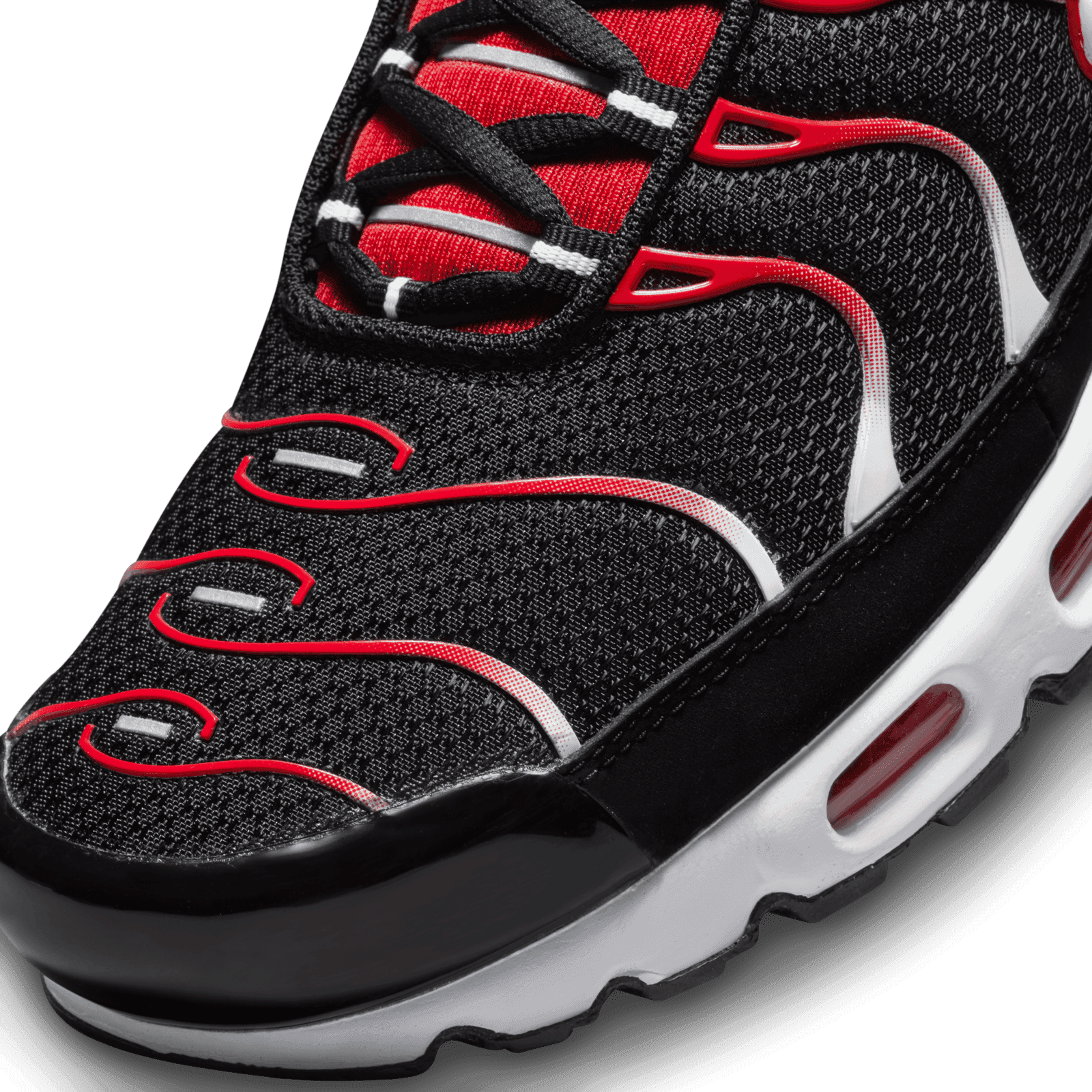 Nike Air Max Plus TN Tuned Black White University Red DM0032 004 Mens 6 Nike Air Max Plus Pure Platinum University Red Black White  main image 3