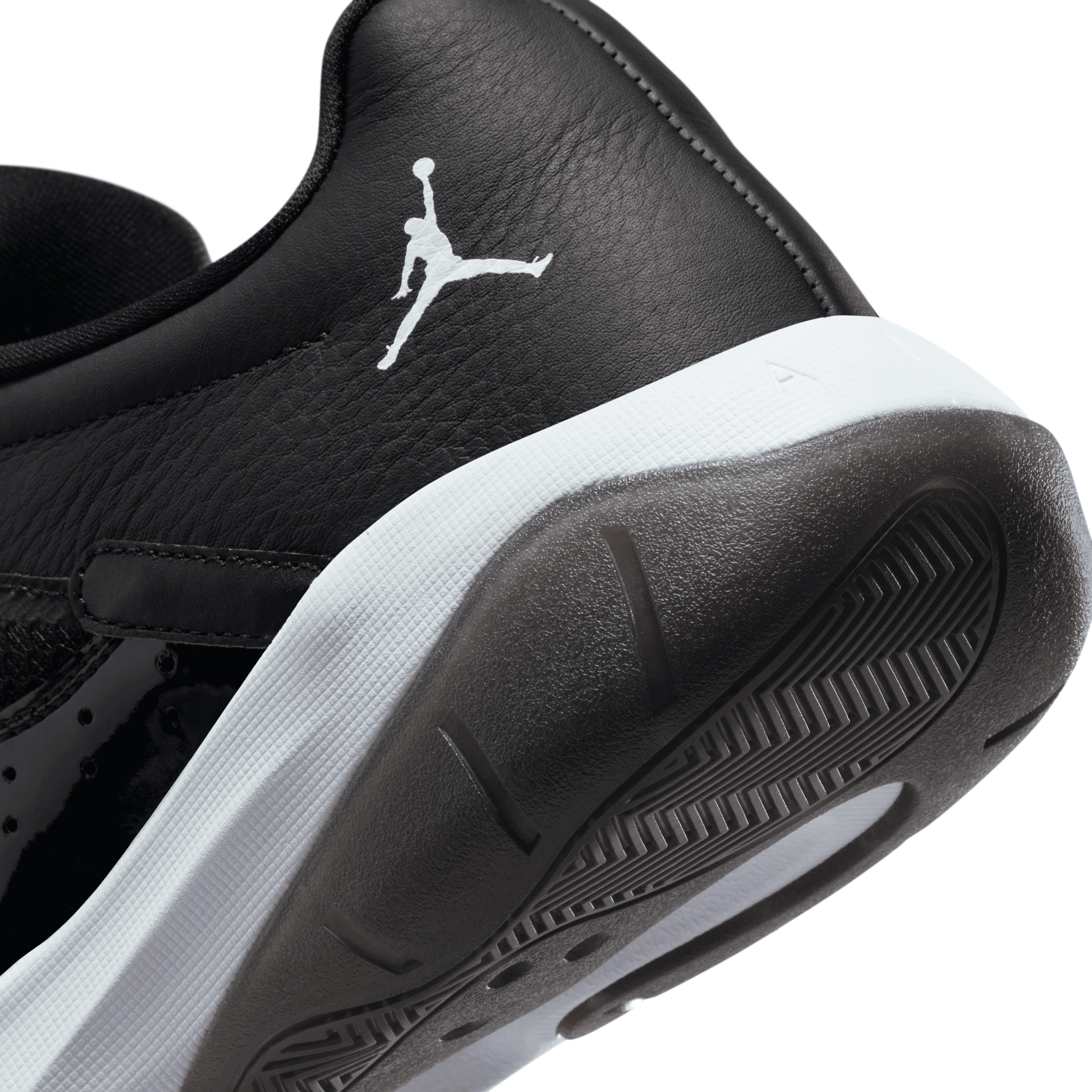 Nike Air Jordan 11‎ CMFT Low Black-White FN6787-010 Jumpman Men\'s Size 10 NEW Jordan 11 CMFT Low  main image 4