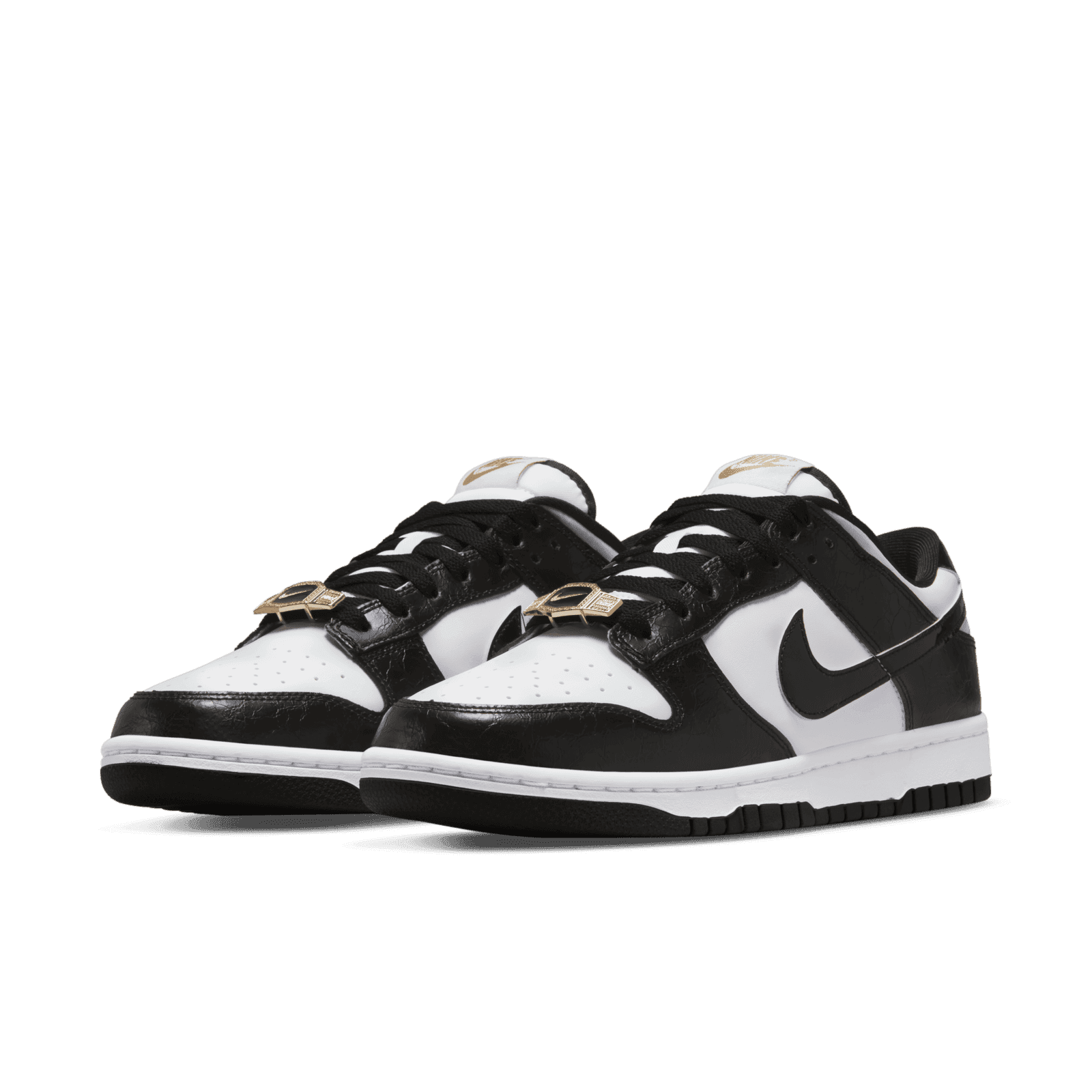 Official Look Nike Dunk Low World Champ White Black