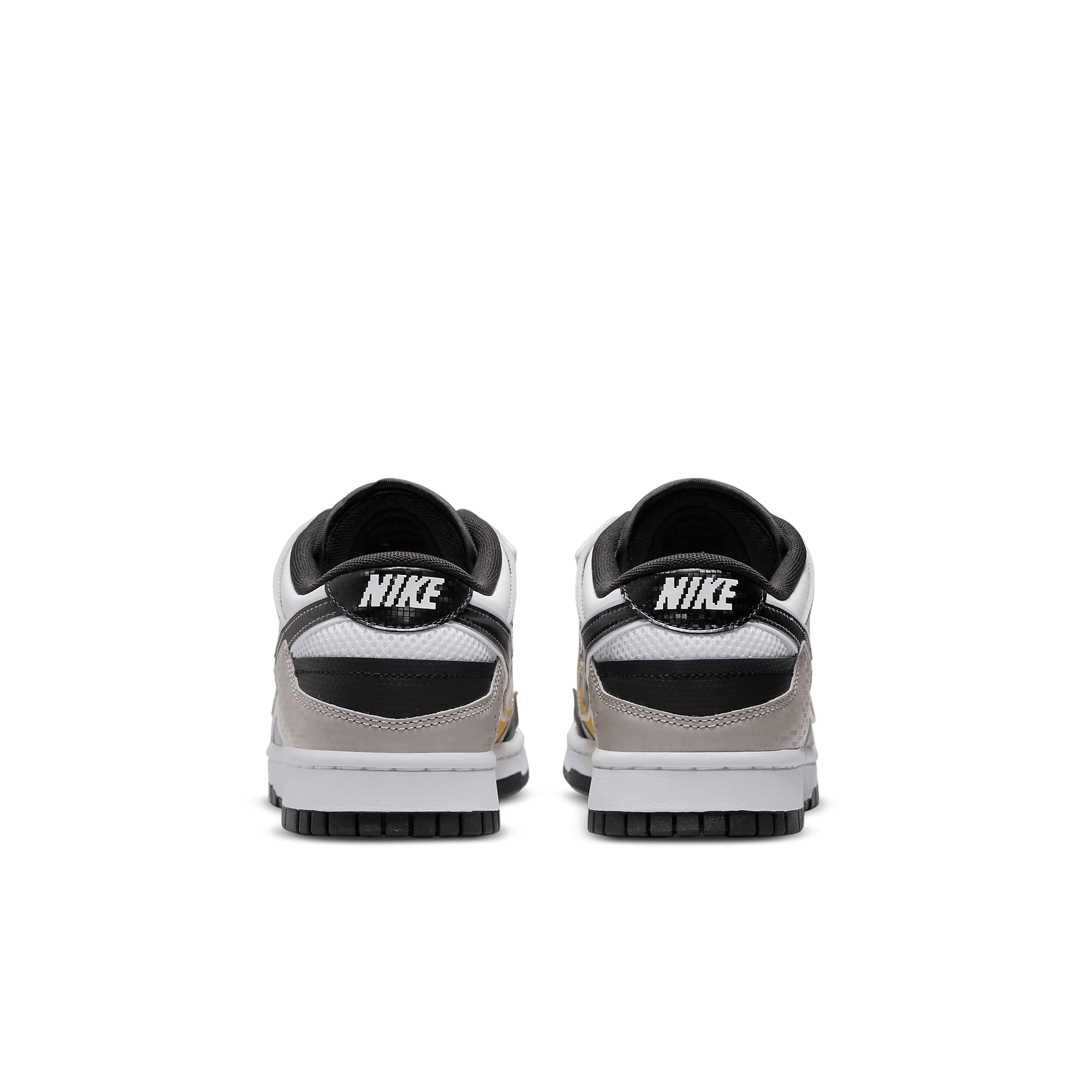 Nike Dunk Low Scrap Mighty Swooshers マイティ スウッシャーズ Nike Dunk Low Scrap 