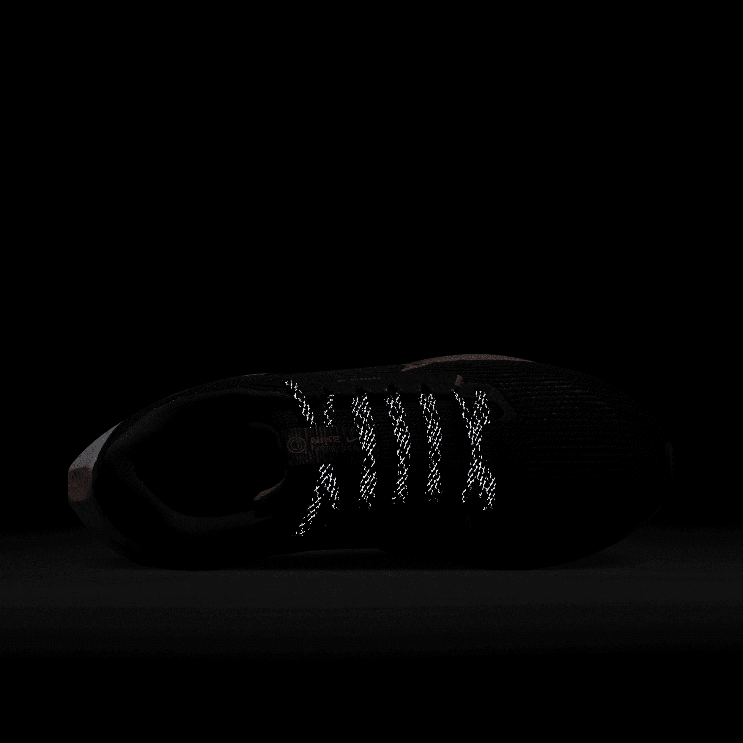 Nike Air Zoom Pegasus 40 'Black Safety Orange' - FQ8723-010