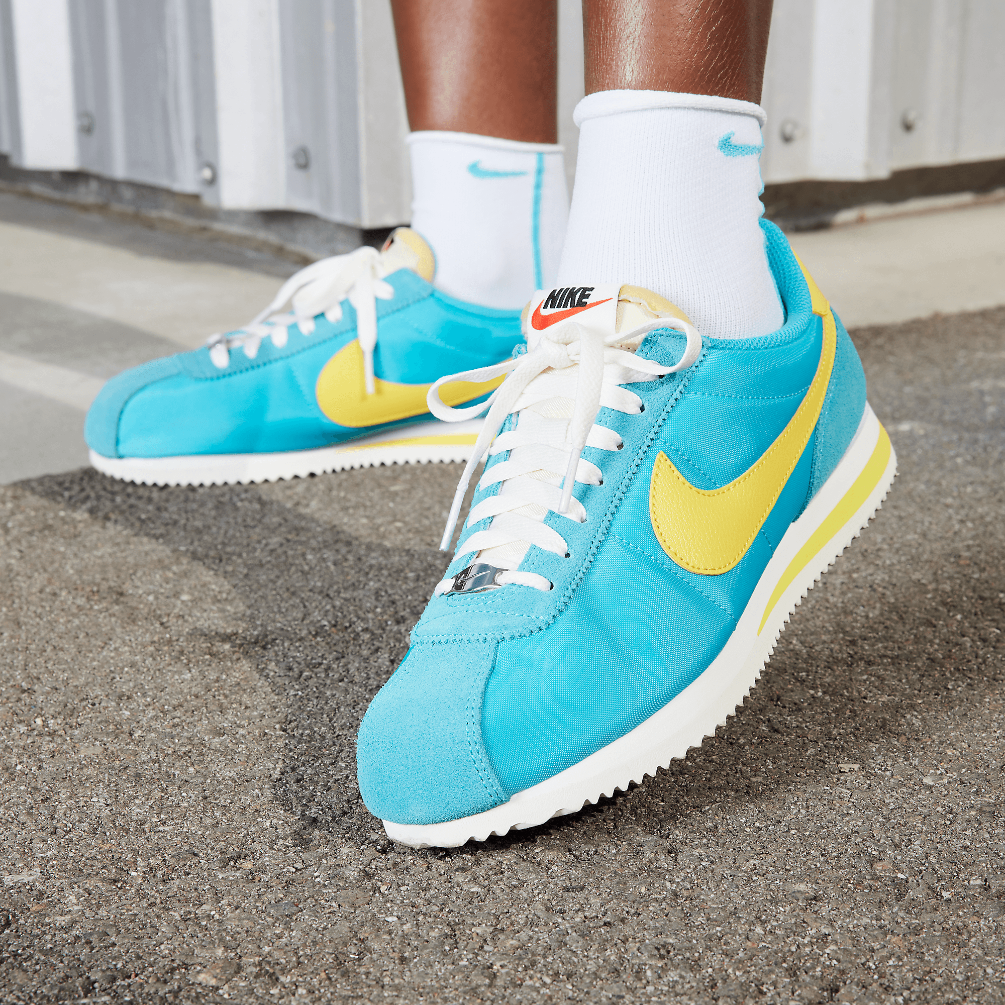 nike cortez light aqua