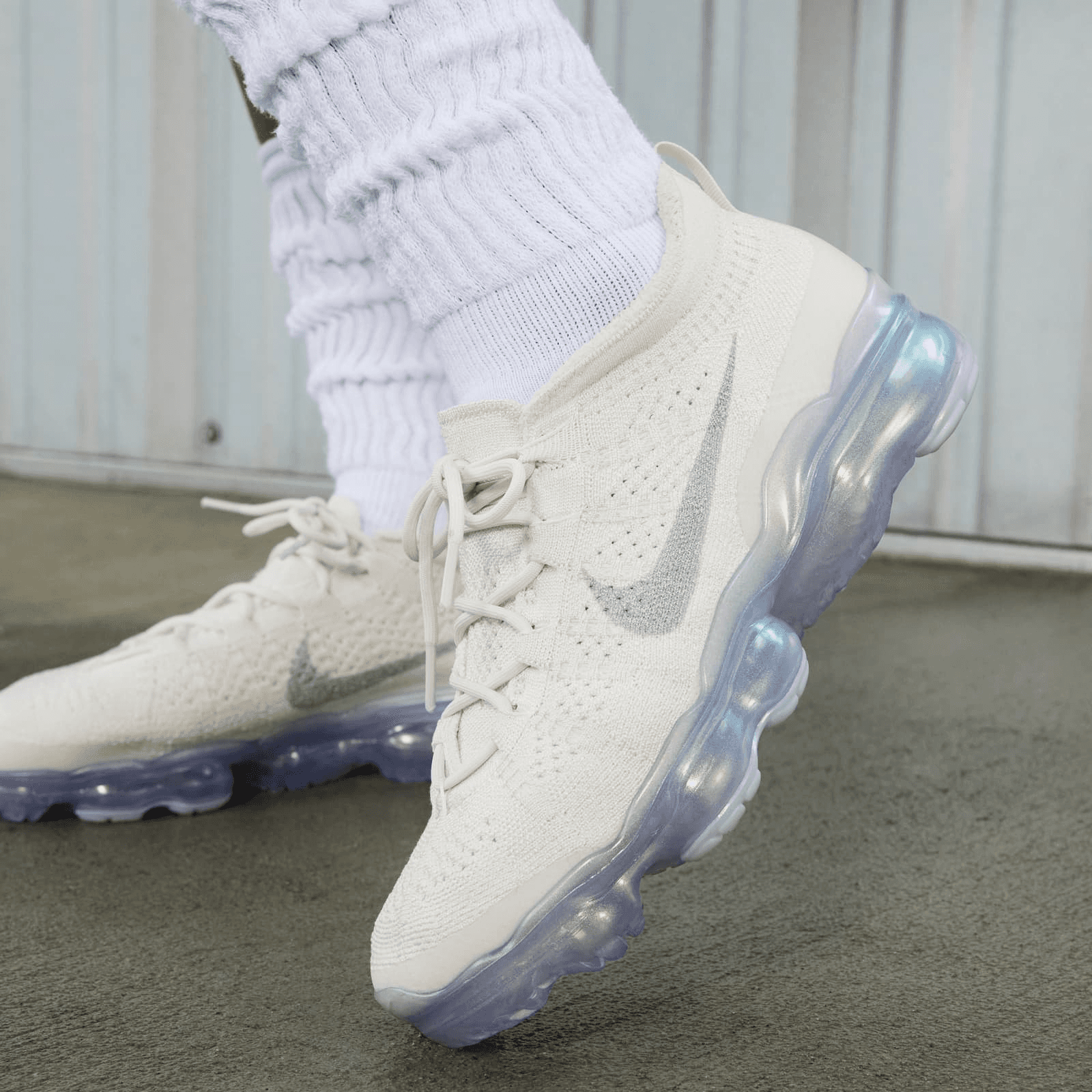 Nike vapormax best sale plus phantom