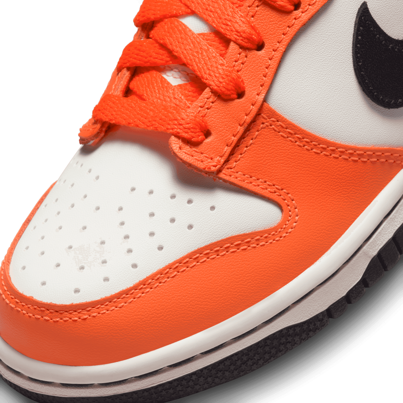 Nike shops Dunk Low Halloween (2022) DH9765-003 Size 6.5 GS/ W8/M7 Brand New Rare