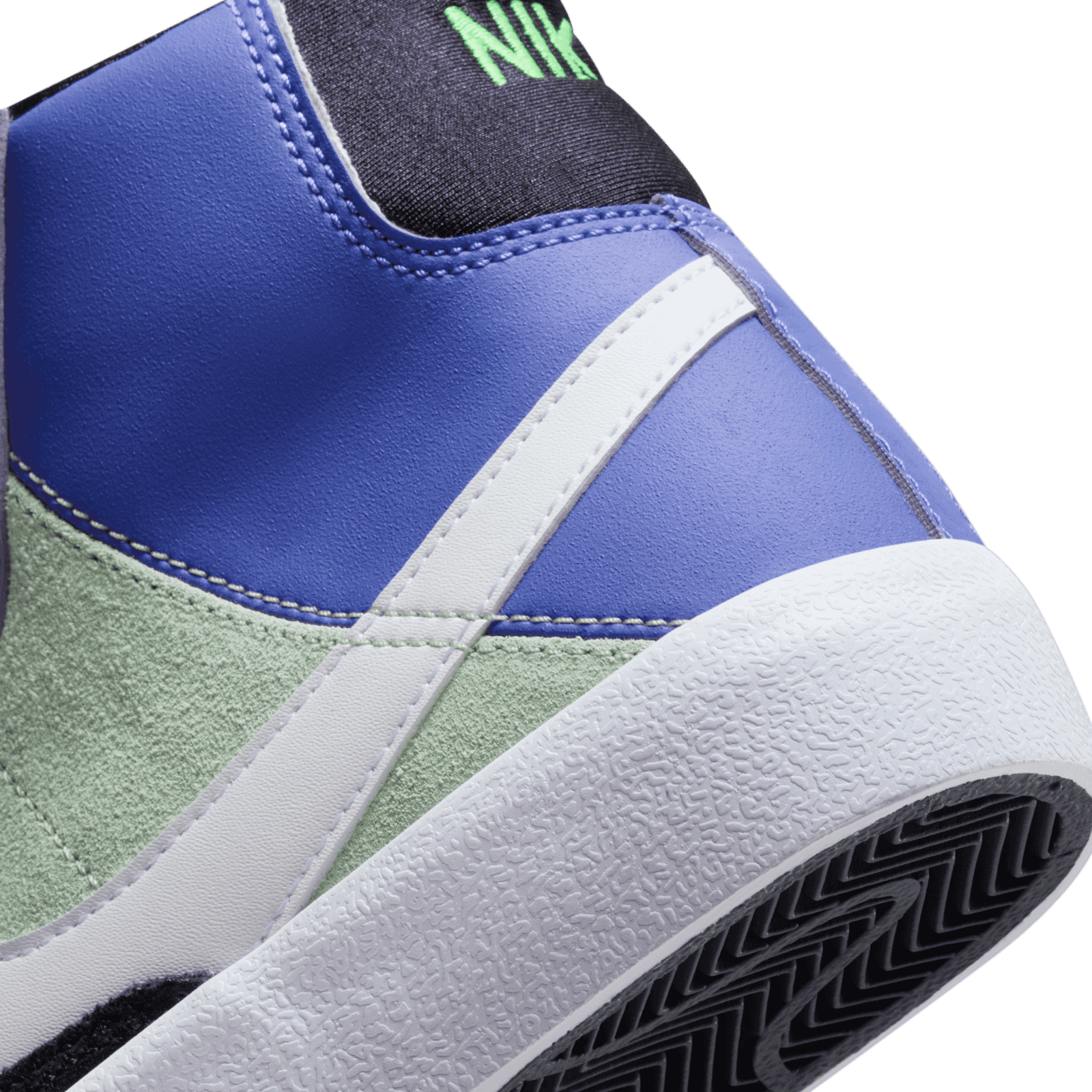 スニーカー Nike Blazer Mid 77 Light Ultramarine FB9125-500 Nike Blazer Mid 77 SE (GS) FB9125 500 Size 6Y Lt Ultramarine