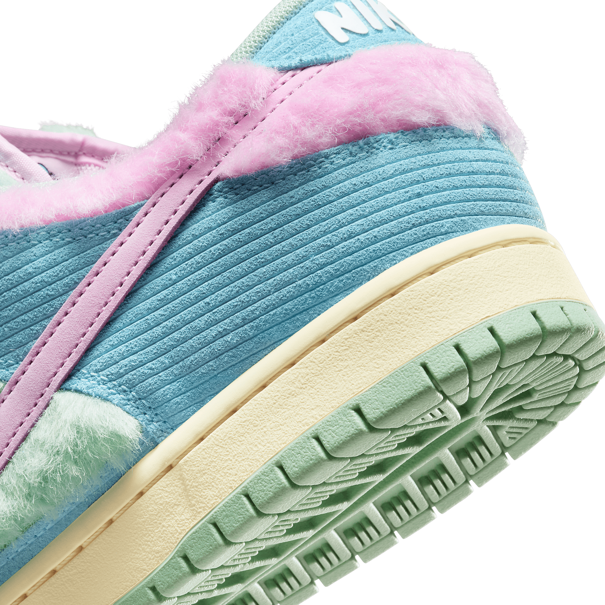 Nike SB Dunk Low Verdy Visty - FN6040-400 Raffles & Where to Buy
