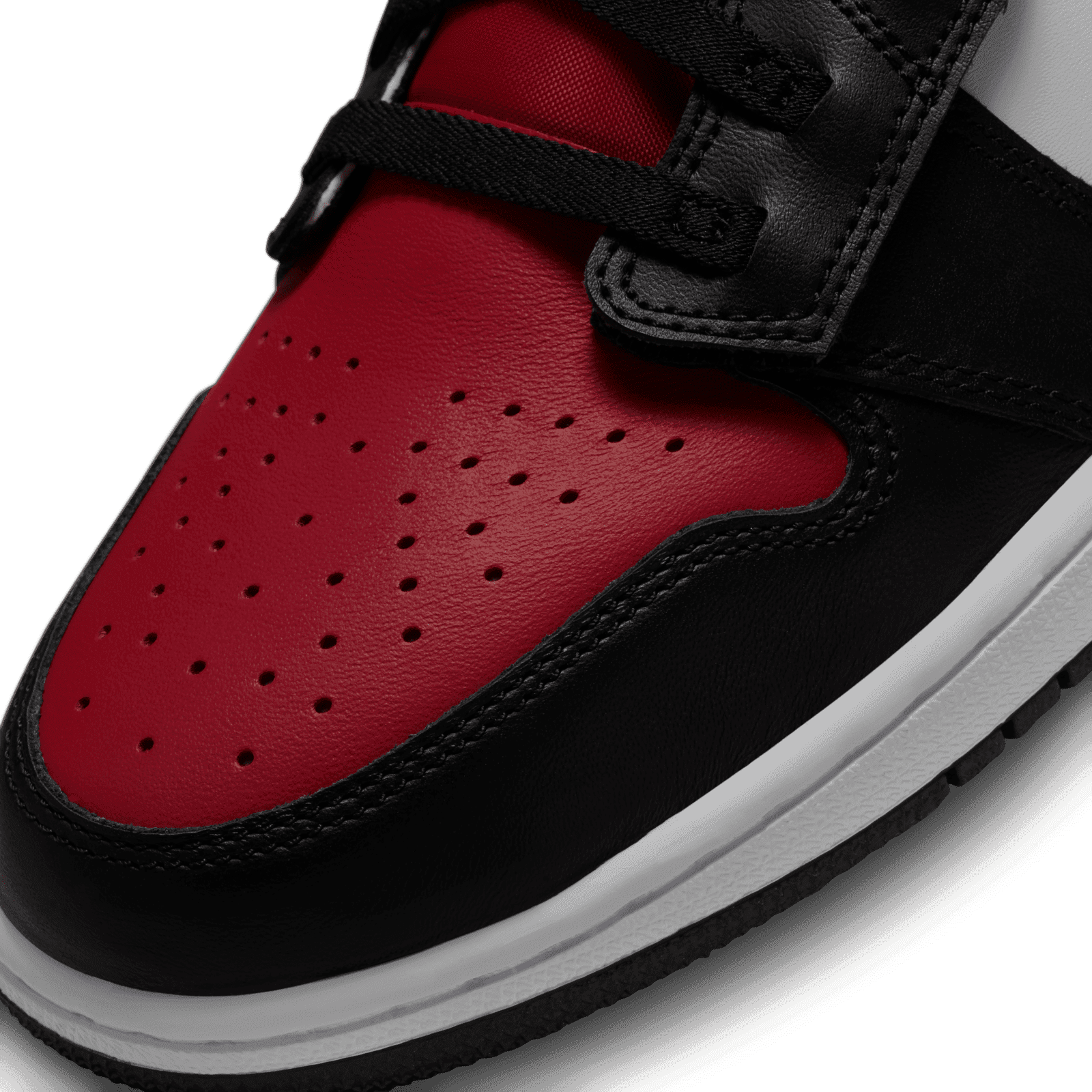 Jordan 1 High Flyease Black Fire Red - CQ3835-061 Raffles & Where
