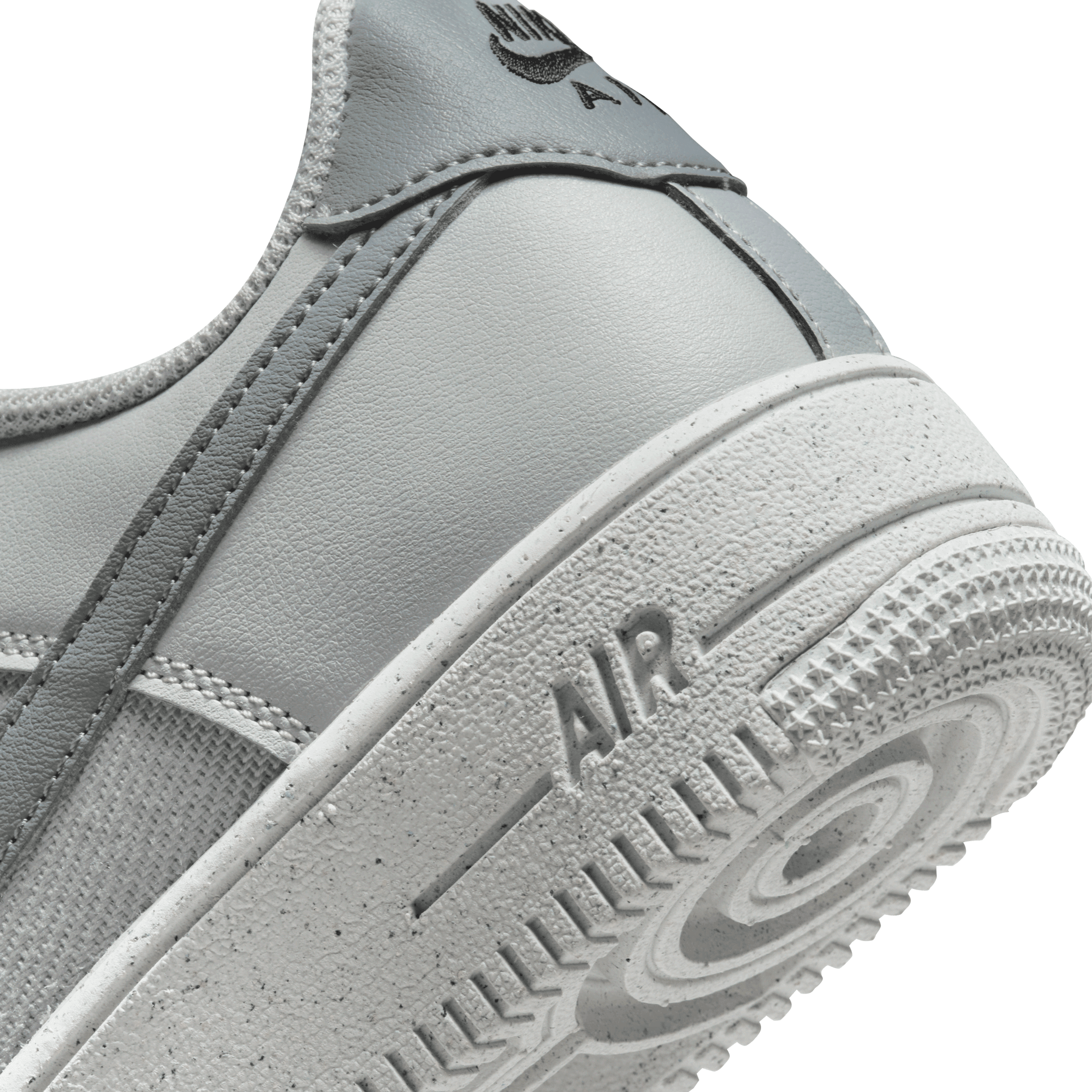 nike-air-force-1-crater-light-