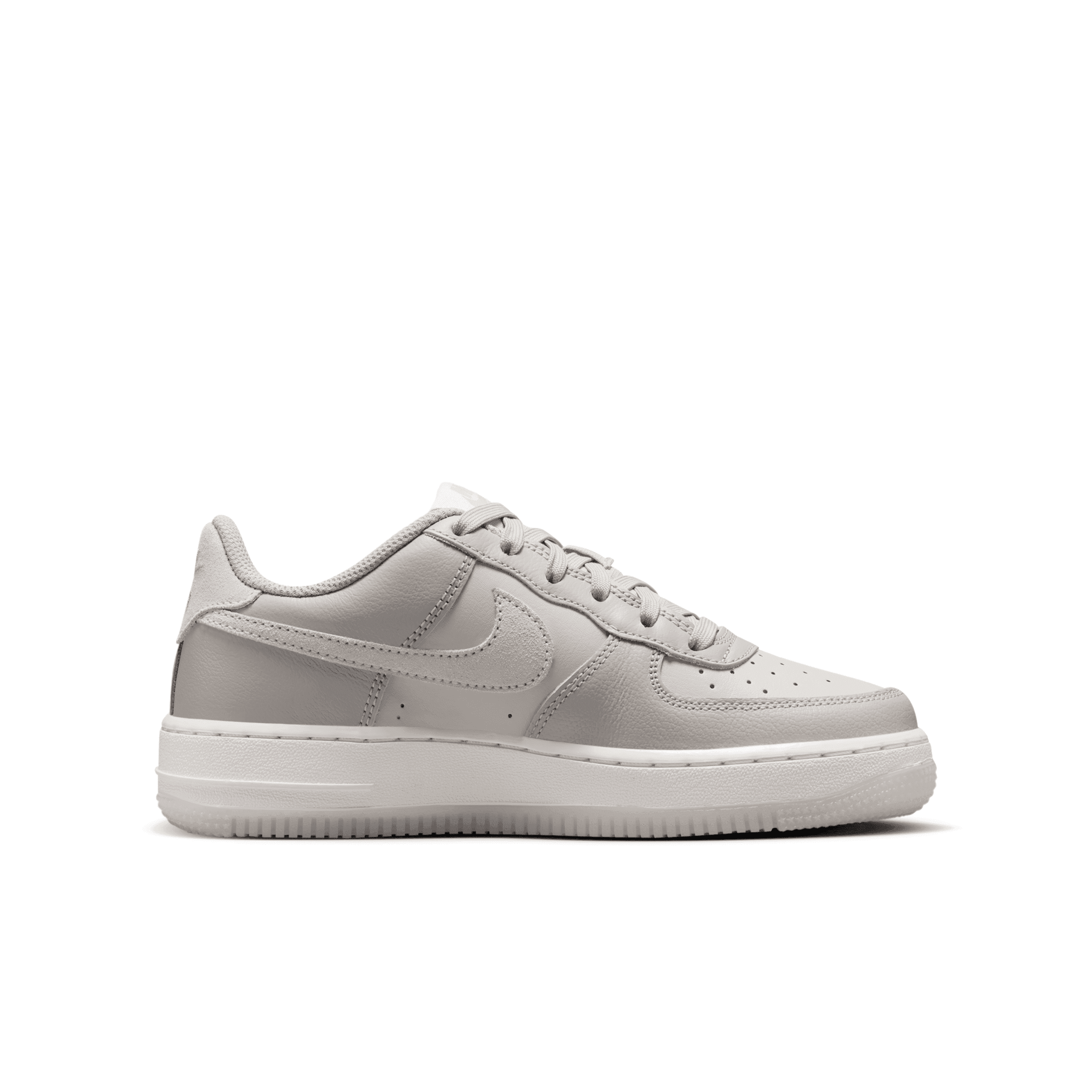 nike-air-force-1-lv-8-5-gs-hf-