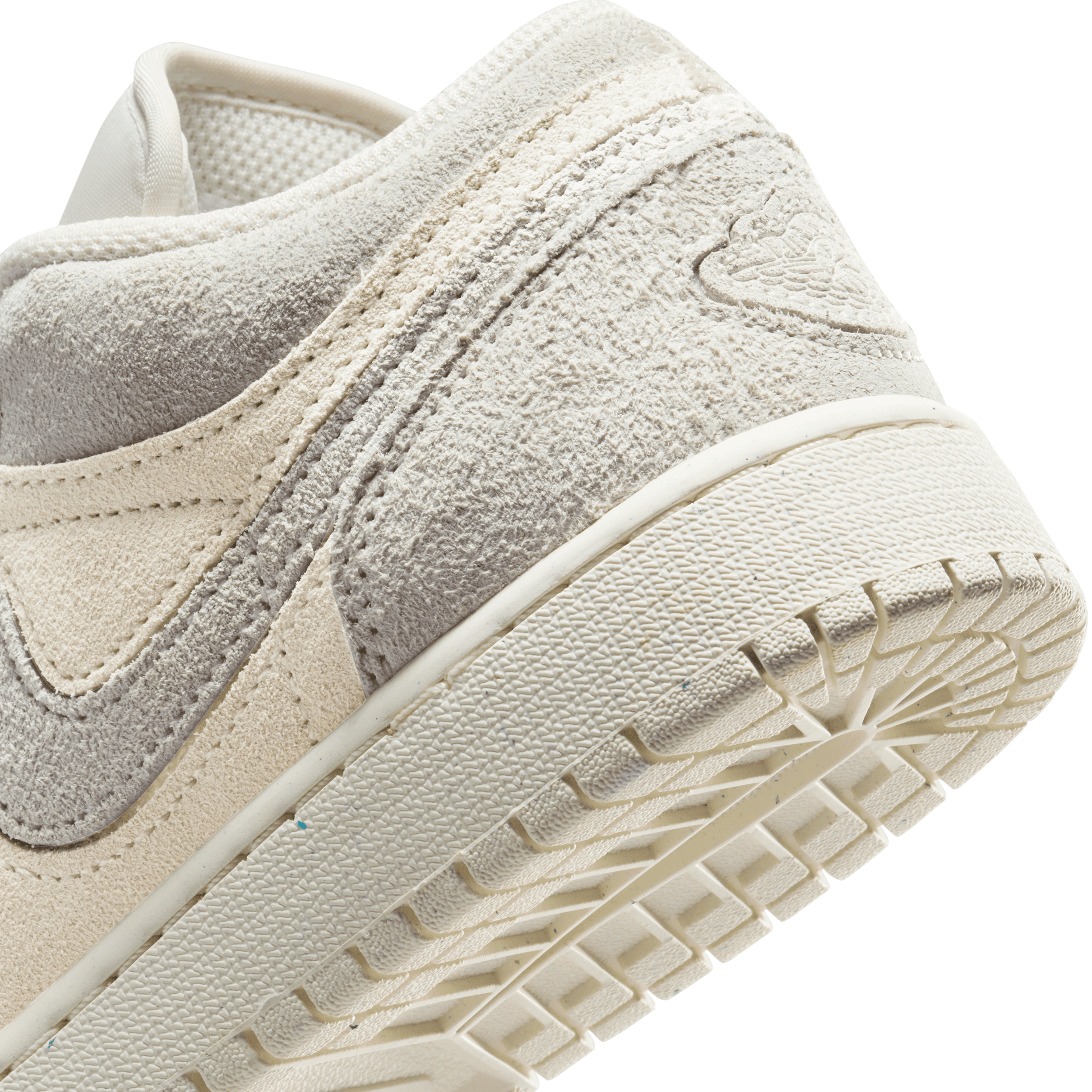 Size 9 - Air Jordan 1 SE Craft Low Pale Ivory Jordan Brand × Nike Jordan 1 Low SE Craft Pale Ivory | Grailed main image 4