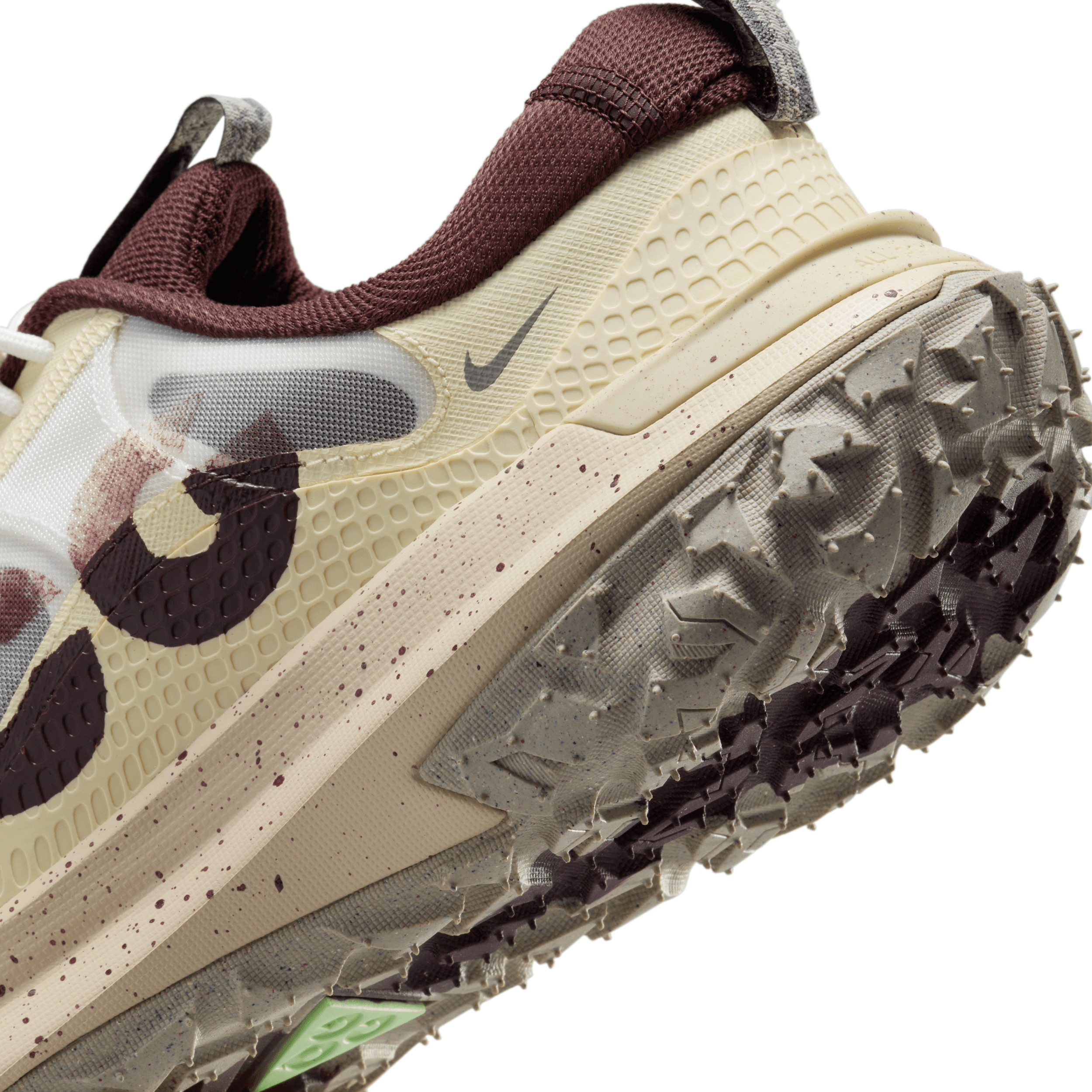 Nike ACG Mountain Fly 2 Low  display picture 2