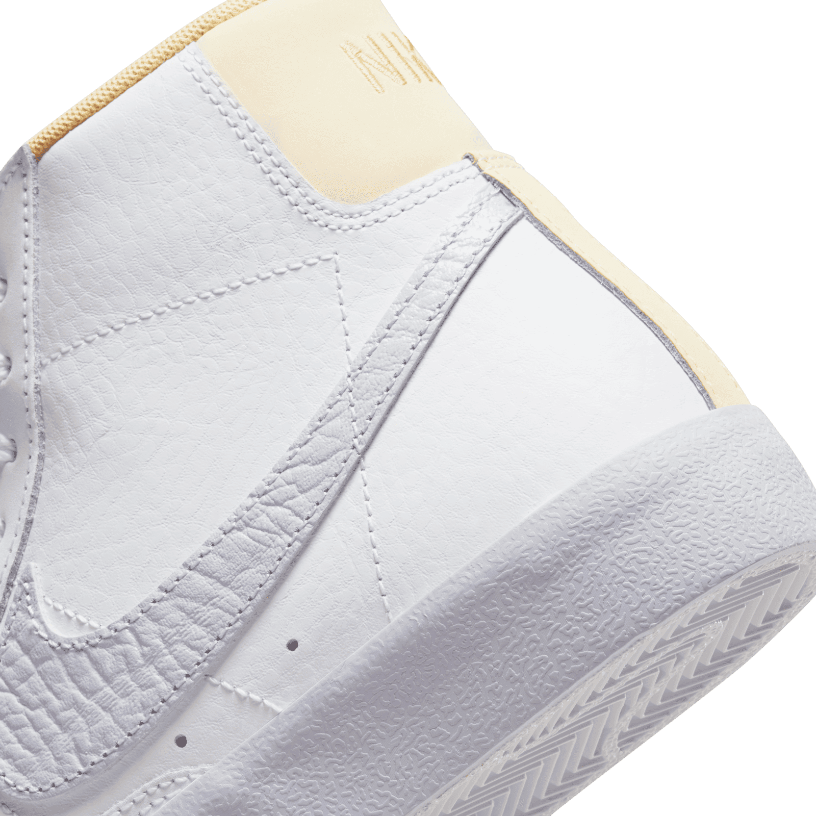Nike Blazer Mid '77 'Easter' (GS) - FJ4644-100 Raffles & Where to Buy