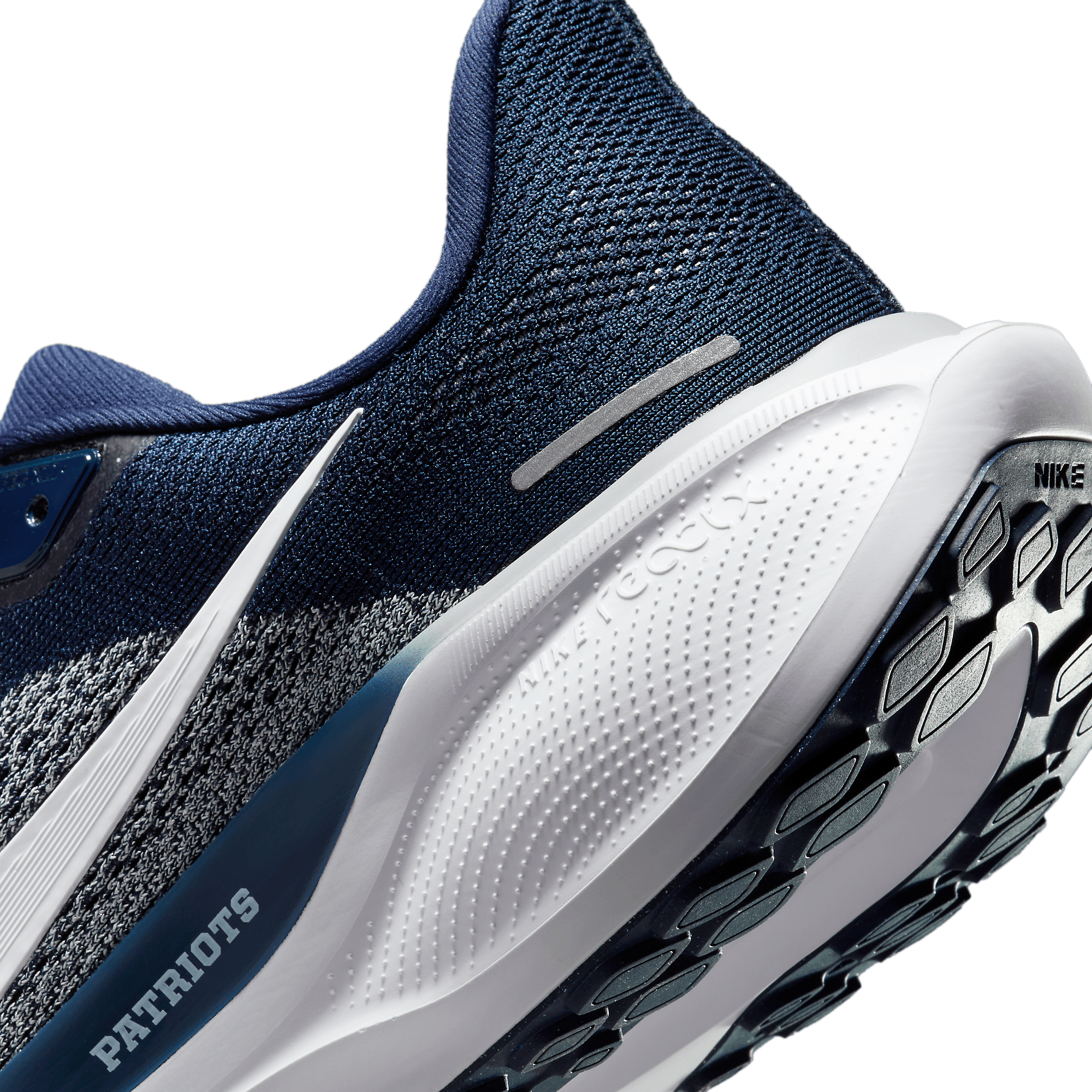 nike pegasus 36 patriots