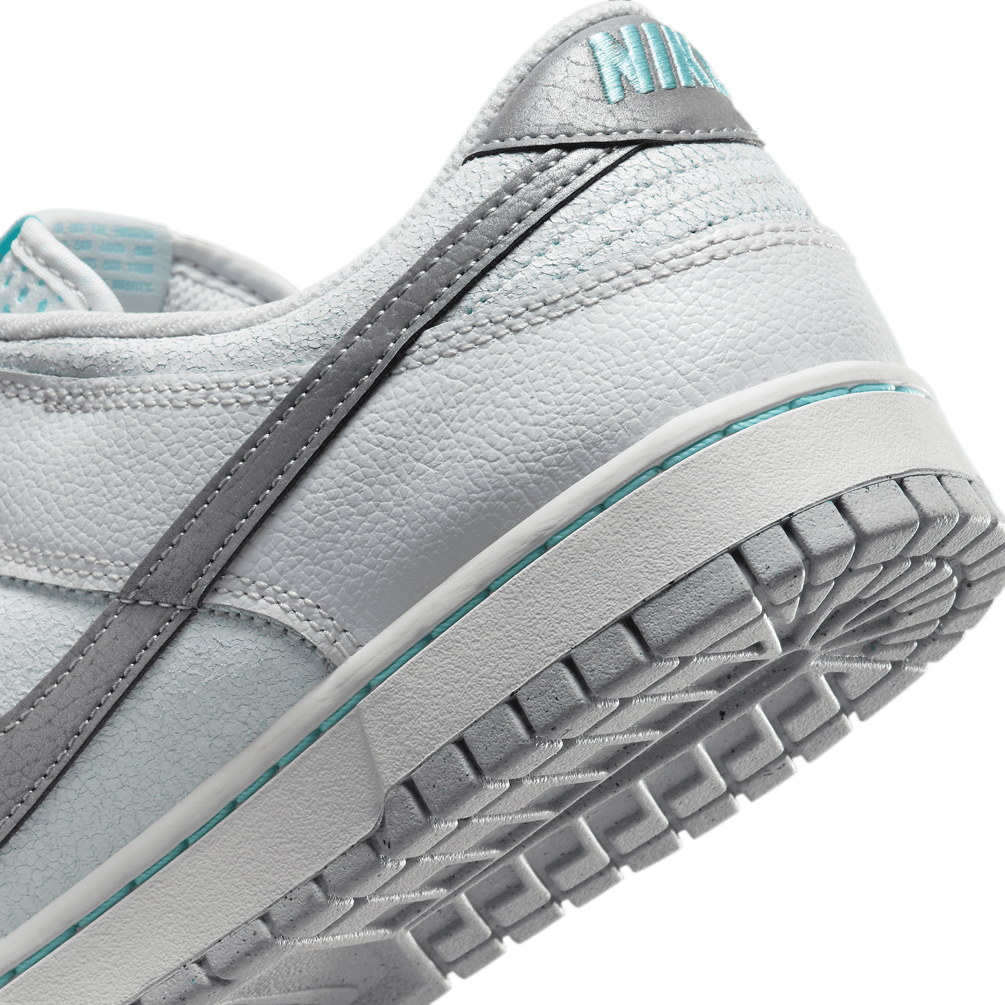 Nike Dunk Low SE Winter Storm Casual Shoes HQ3619-121 VNDS Mens Sz 7.5 / WMNS 9 Nike Dunk Low Winter Storm HQ3619-121 main image 3