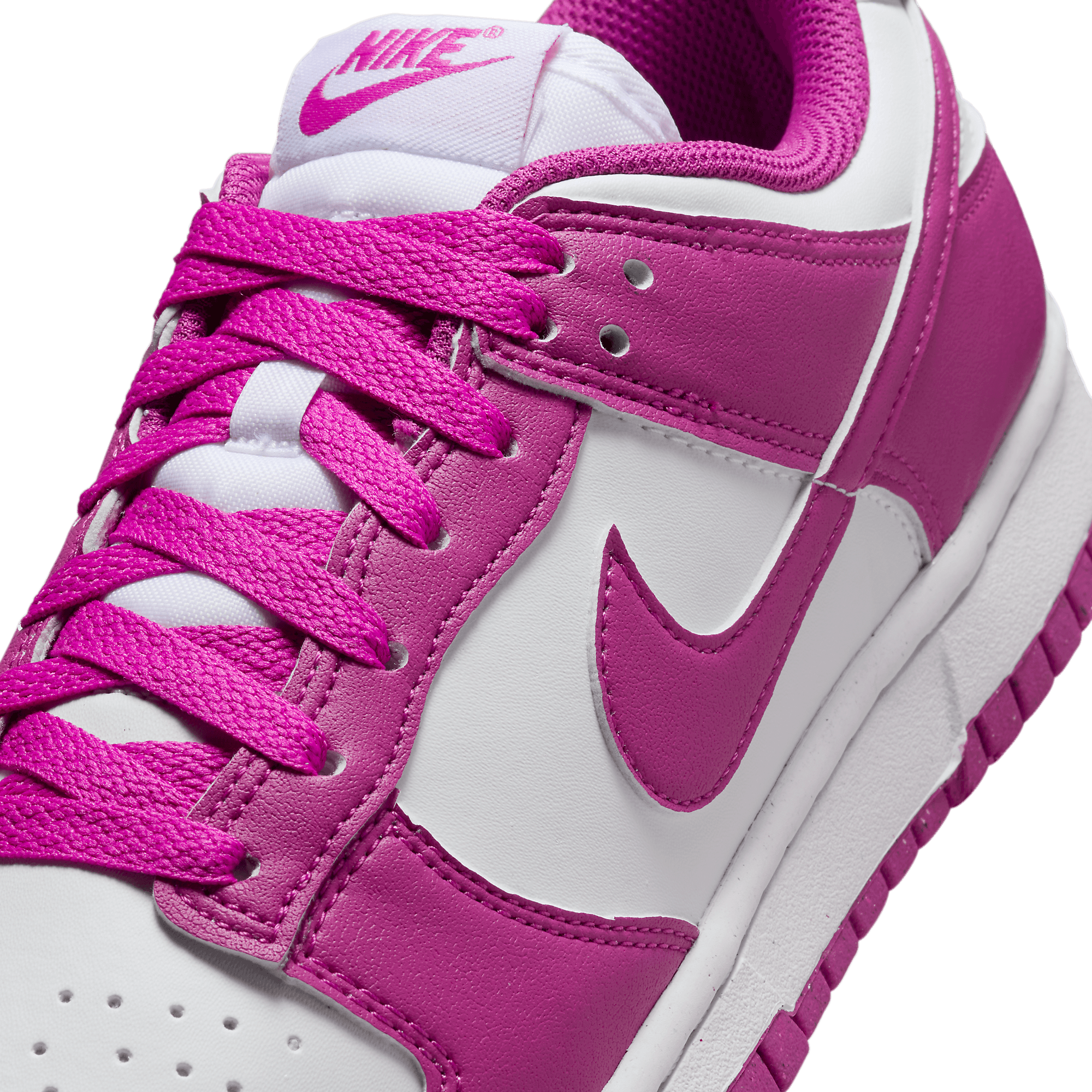 The Nike Dunk Low NN Hot Fuchsia Releases Holiday 2024 The Nike Dunk Low NN Hot Fuchsia Releases Holiday 2024