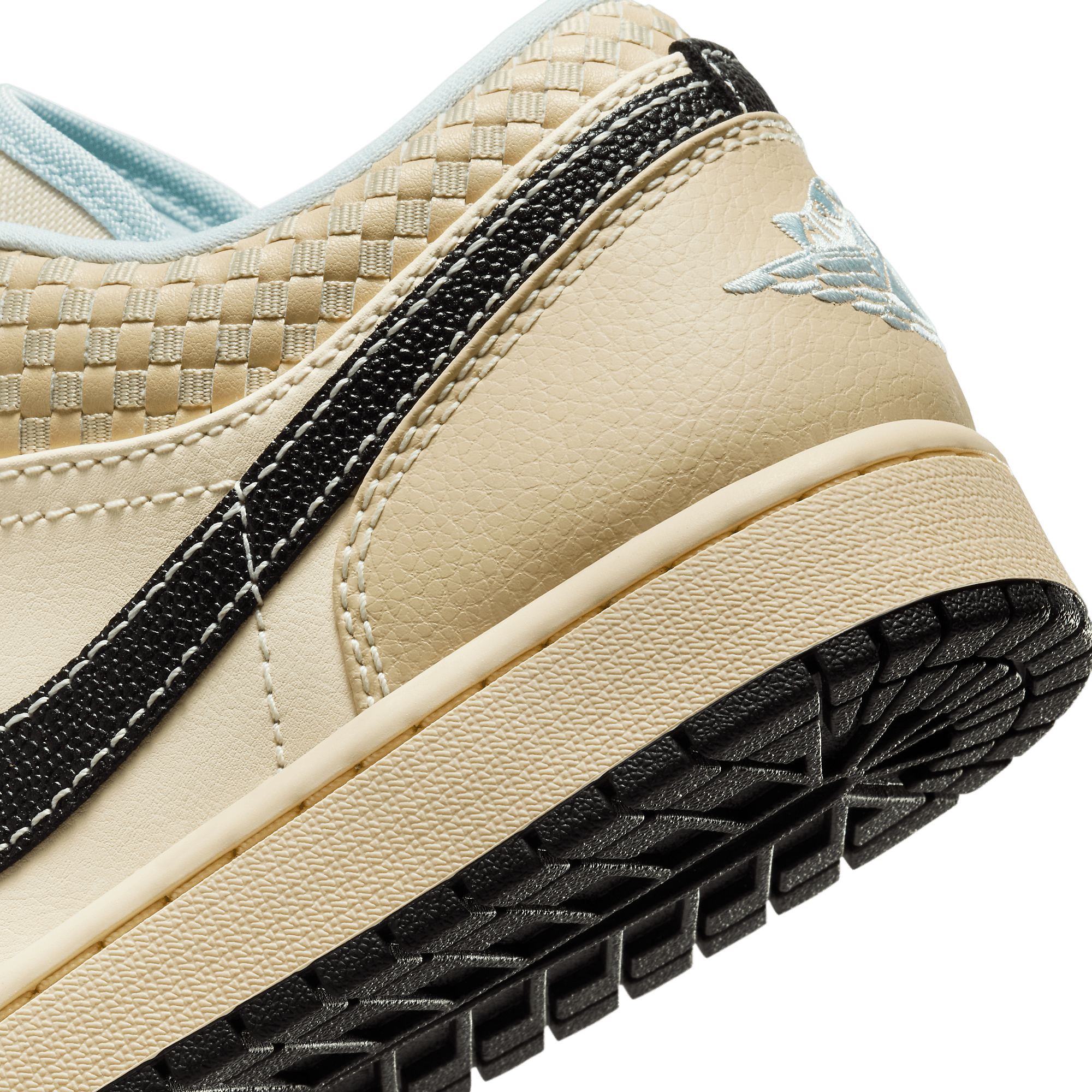 送料込み 追跡あり Nike Air Jordan 1 Low SE \"Coconut Milk\" Nike Air Jordan 1 Low SE 
