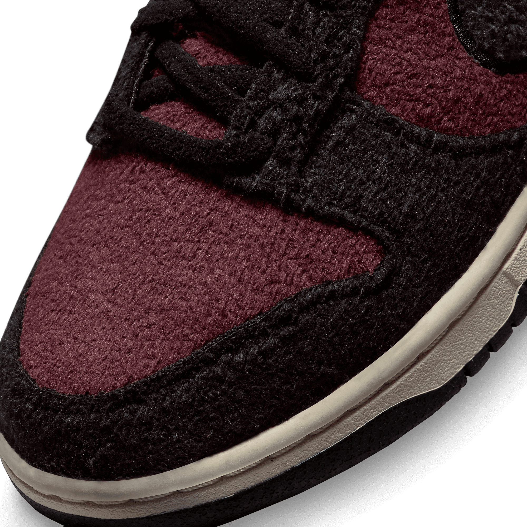 Nike Dunk Low SE Fleece Burgundy Crush Black (W) - DQ7579-600 Release Info