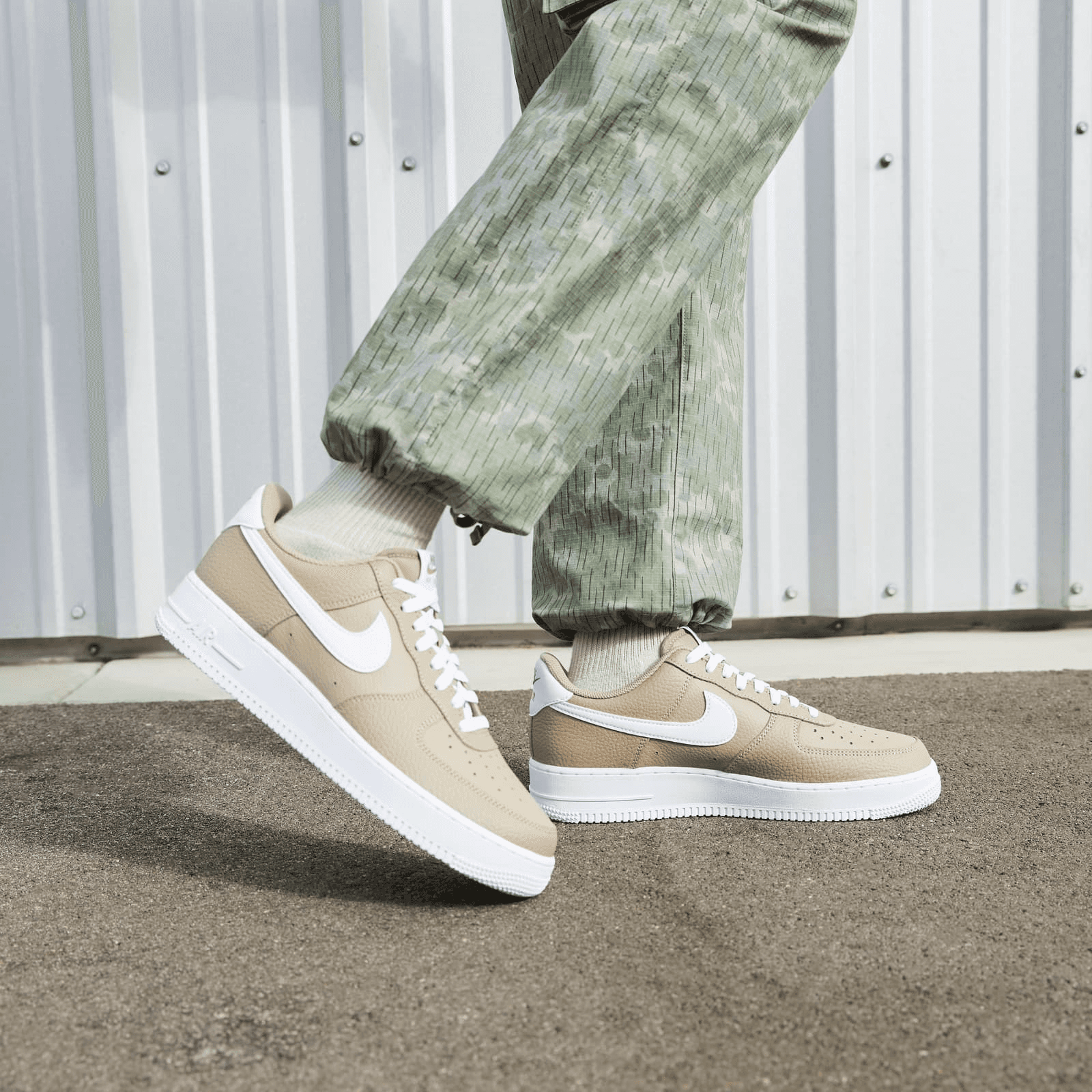 Air force shop 1 khaki white