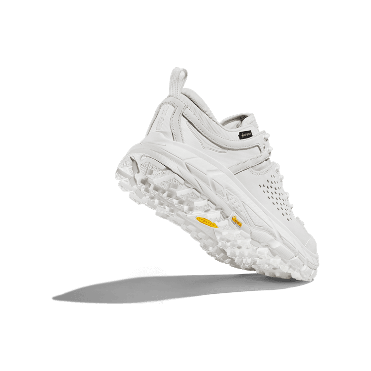 hoka-one-one-tor-ultra-low-