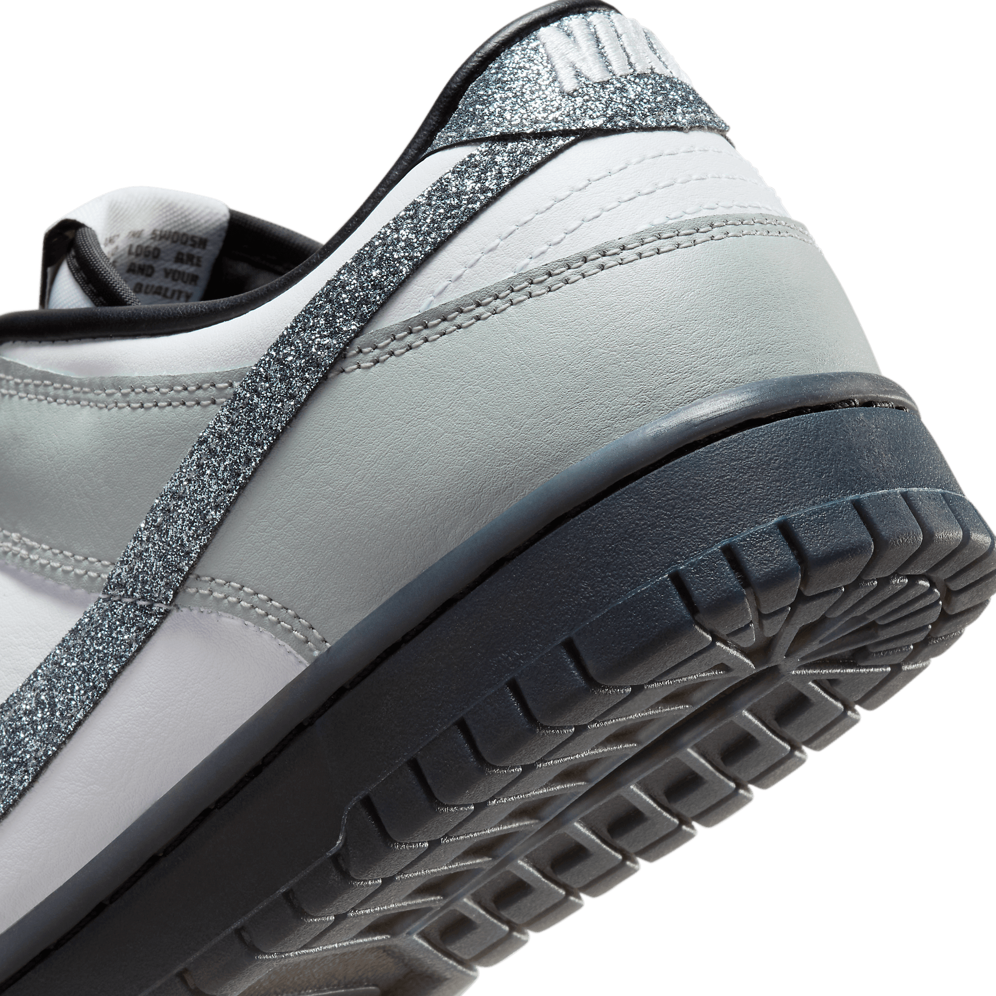 nike-dunk-low-lx-glitter-