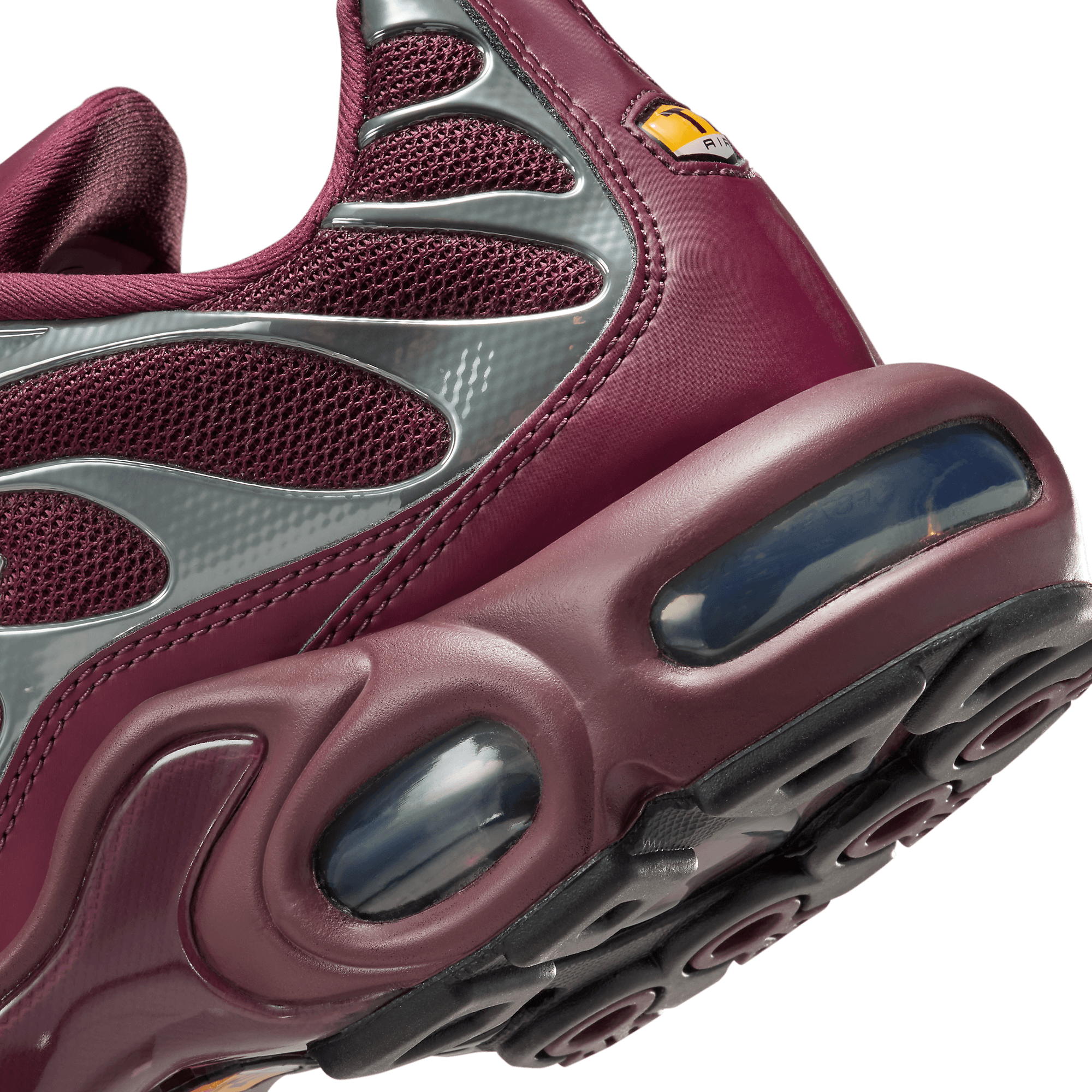 Nike Air Max Plus SE 'Night Maroon Chrome Silver' (W