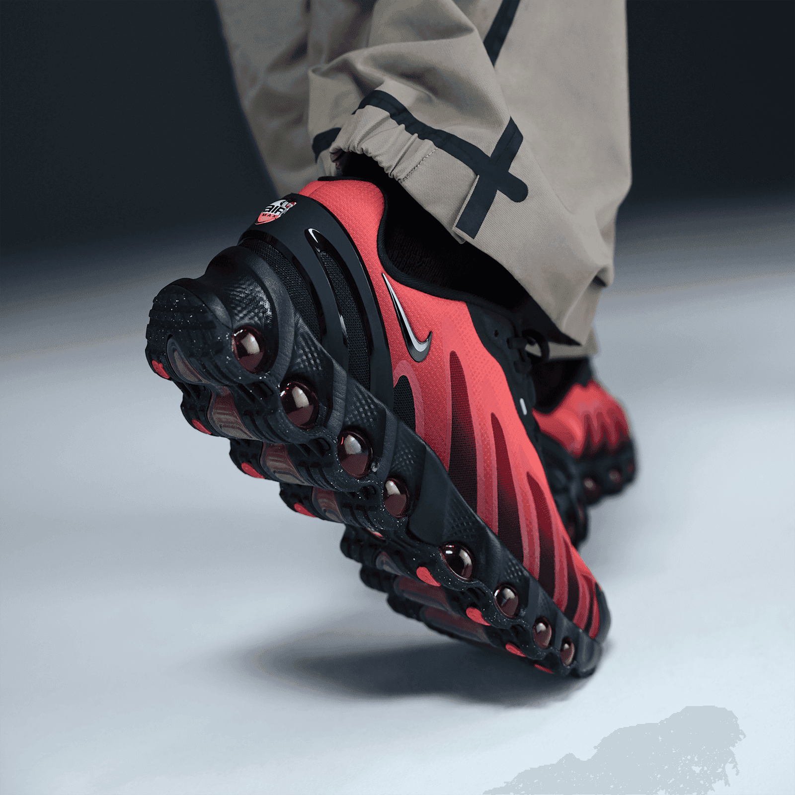 【NIKE】★ナイキ★ AIR MAX DN8 ★FQ7860-008★ Nike Air Max DN8 