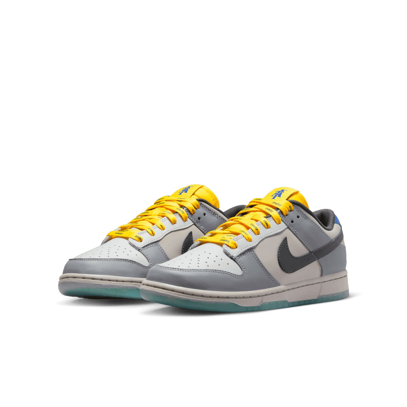 dunk low north carolina