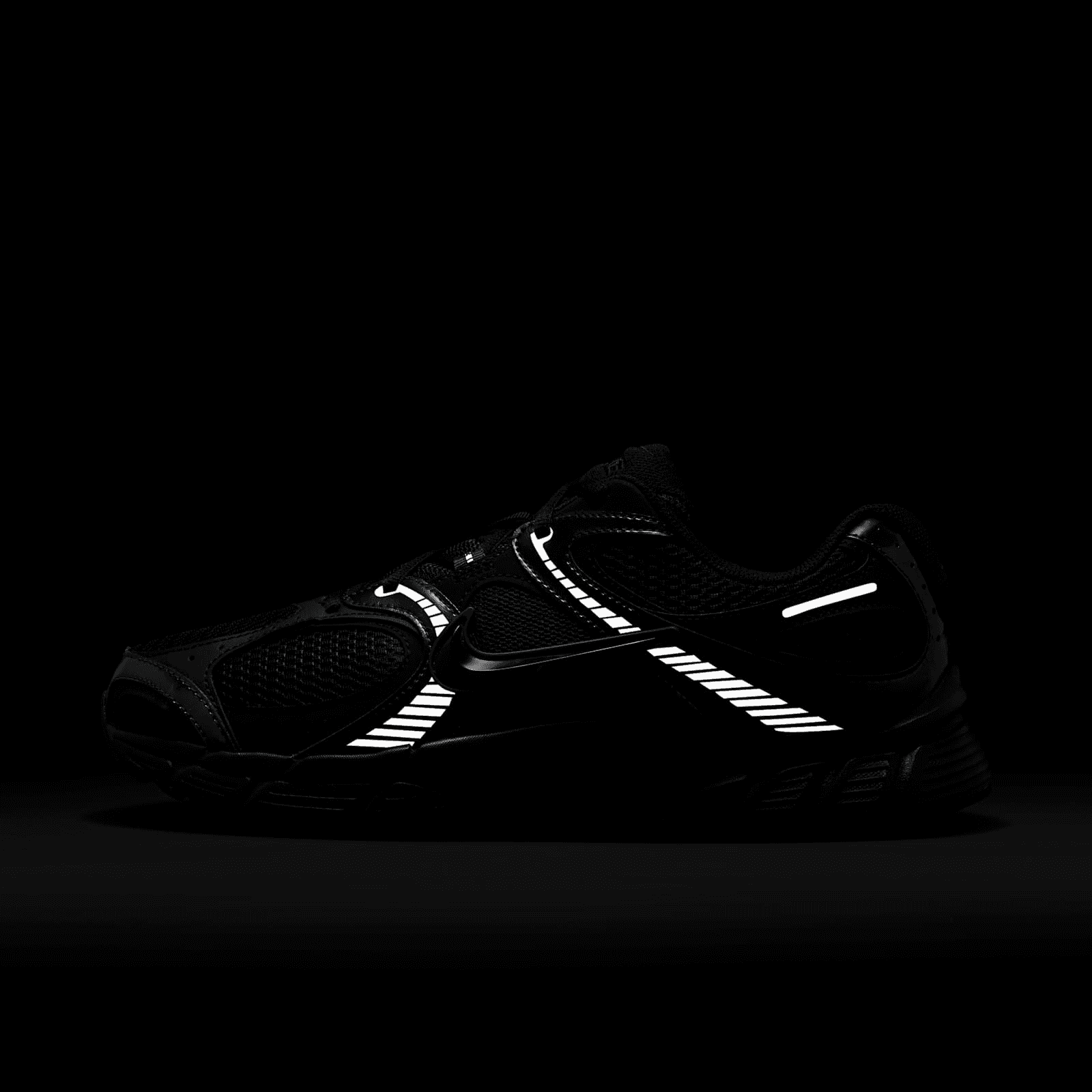 ★Nike★V5 RNR Black Anthracite★大人気★ V5 RNR Sneaker in Black/Anthracite - Nike