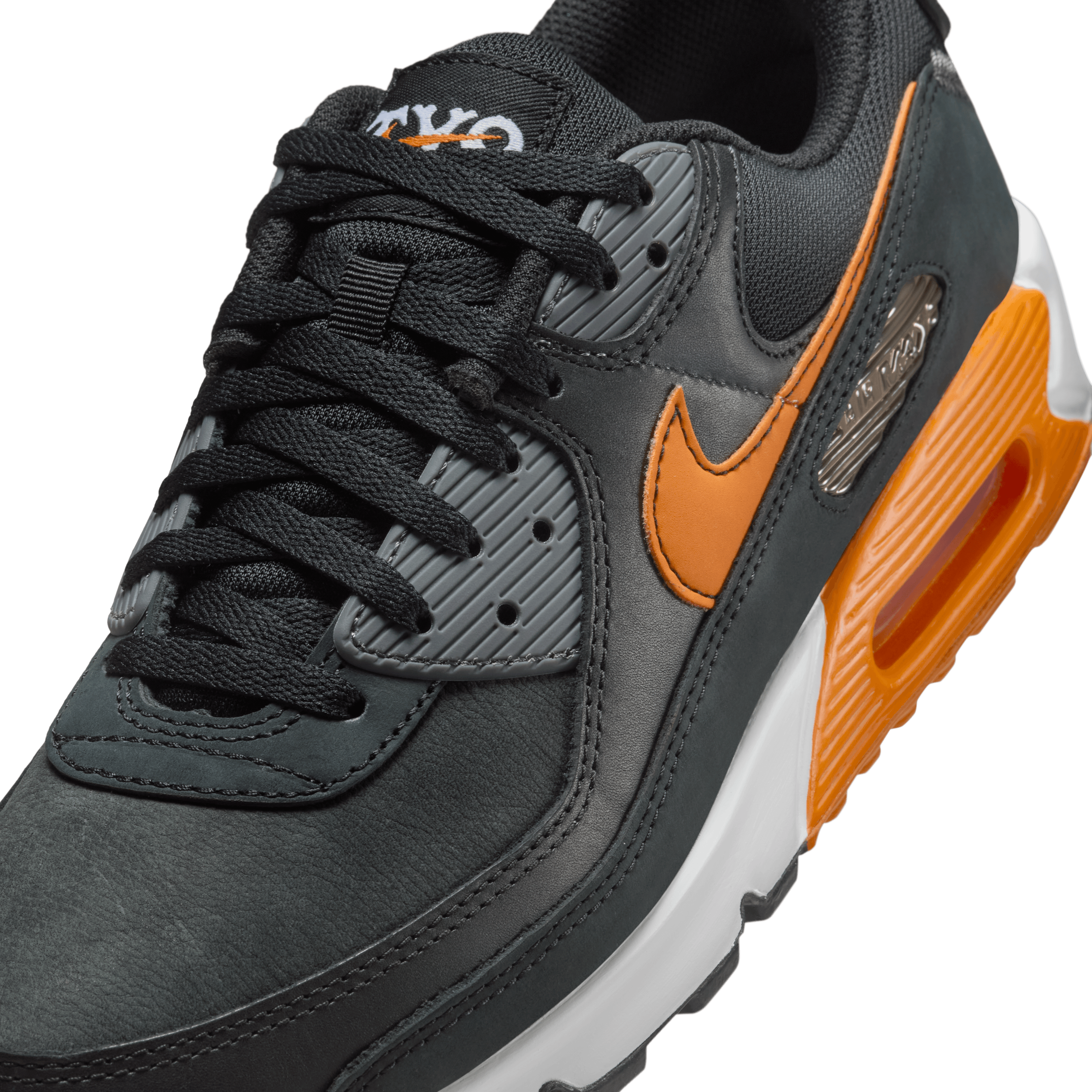 シューズ(男性用) Yomiuri Giants Air Max 90 size:27 The Yomiuri Giants' Clever Nike Air Max 90 Is a Home Run