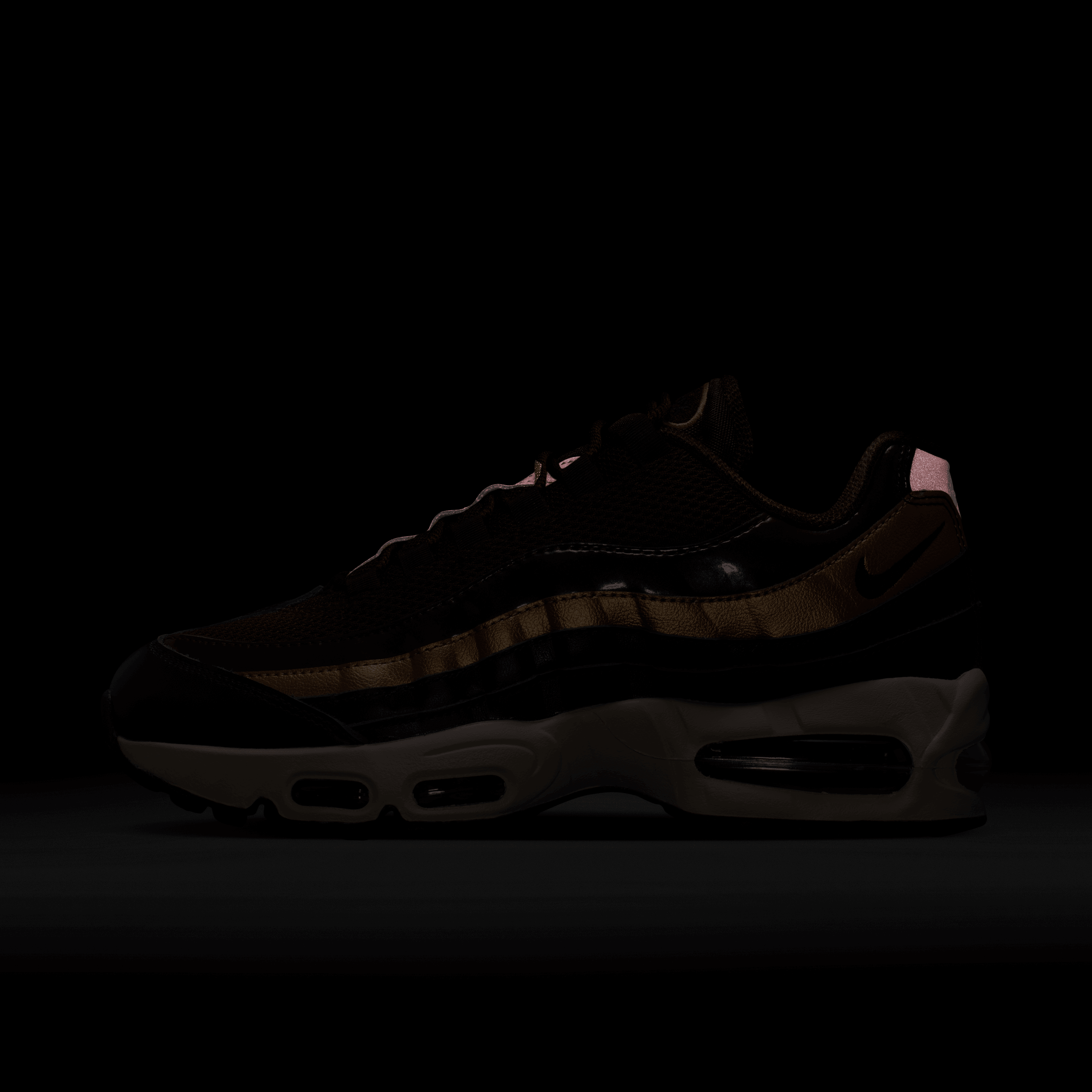 Big Bubbles Bless the Nike Air Max 95 SE Burgundy Crush