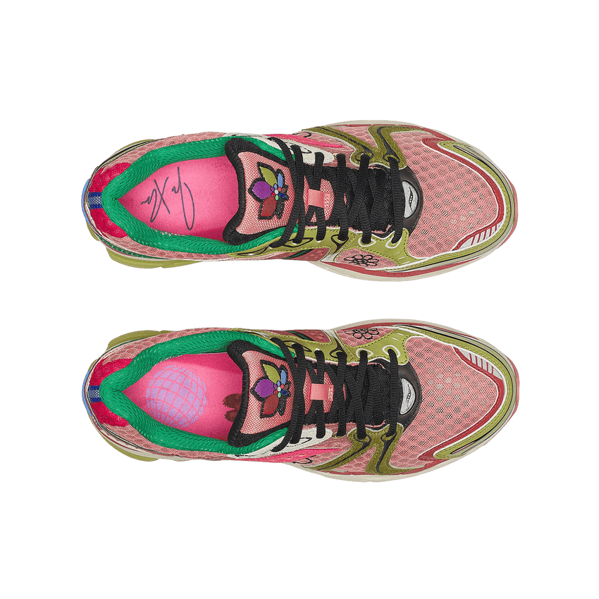 Saucony ProGrid Triumph 4 Jae Tips Flowers Grow Uptown Virginia