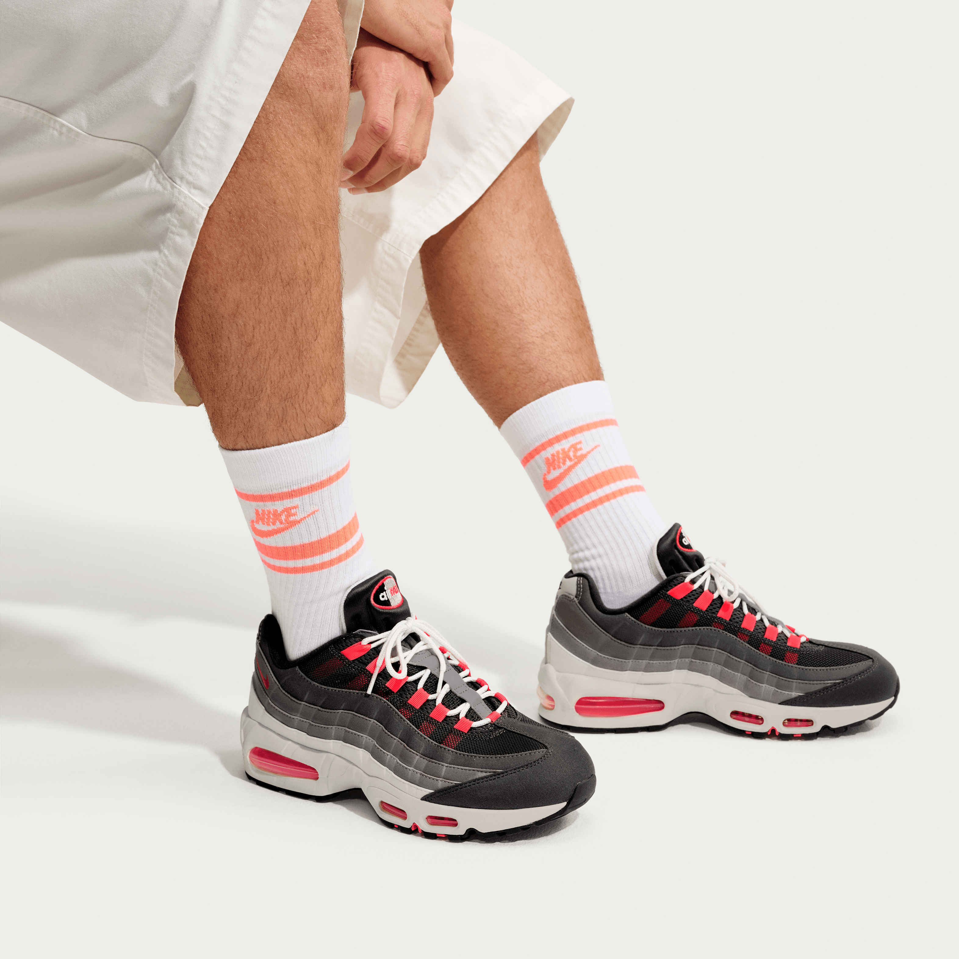 A Reverse Solar Red Nike Air Max 95 Big Bubble Hits Shelves in