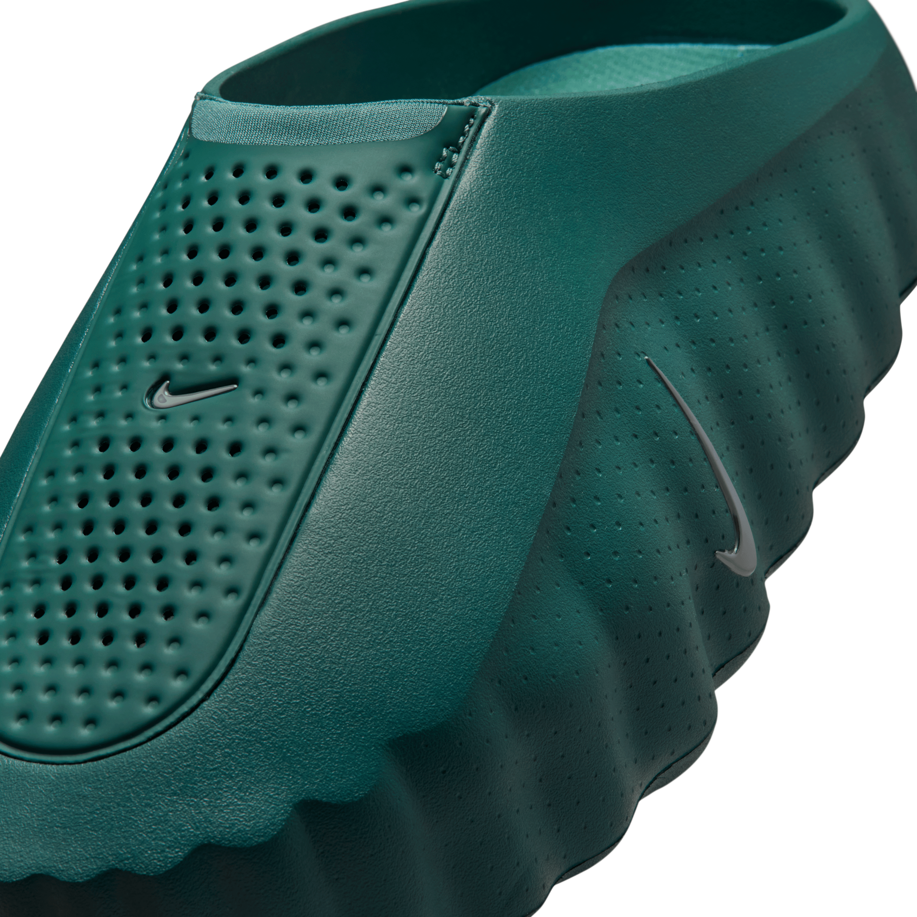 Nike's Mentally Stimulating Mind 001 is Soothing in Emerald Green