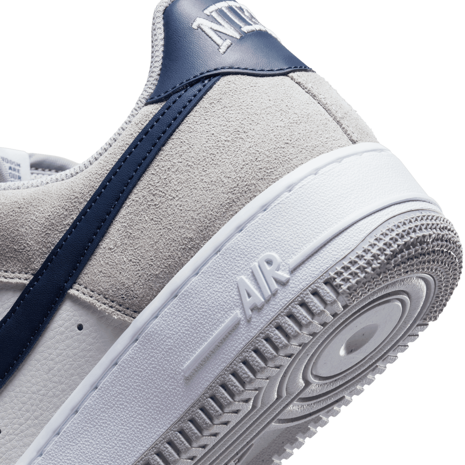 nike-air-force-1-low- 